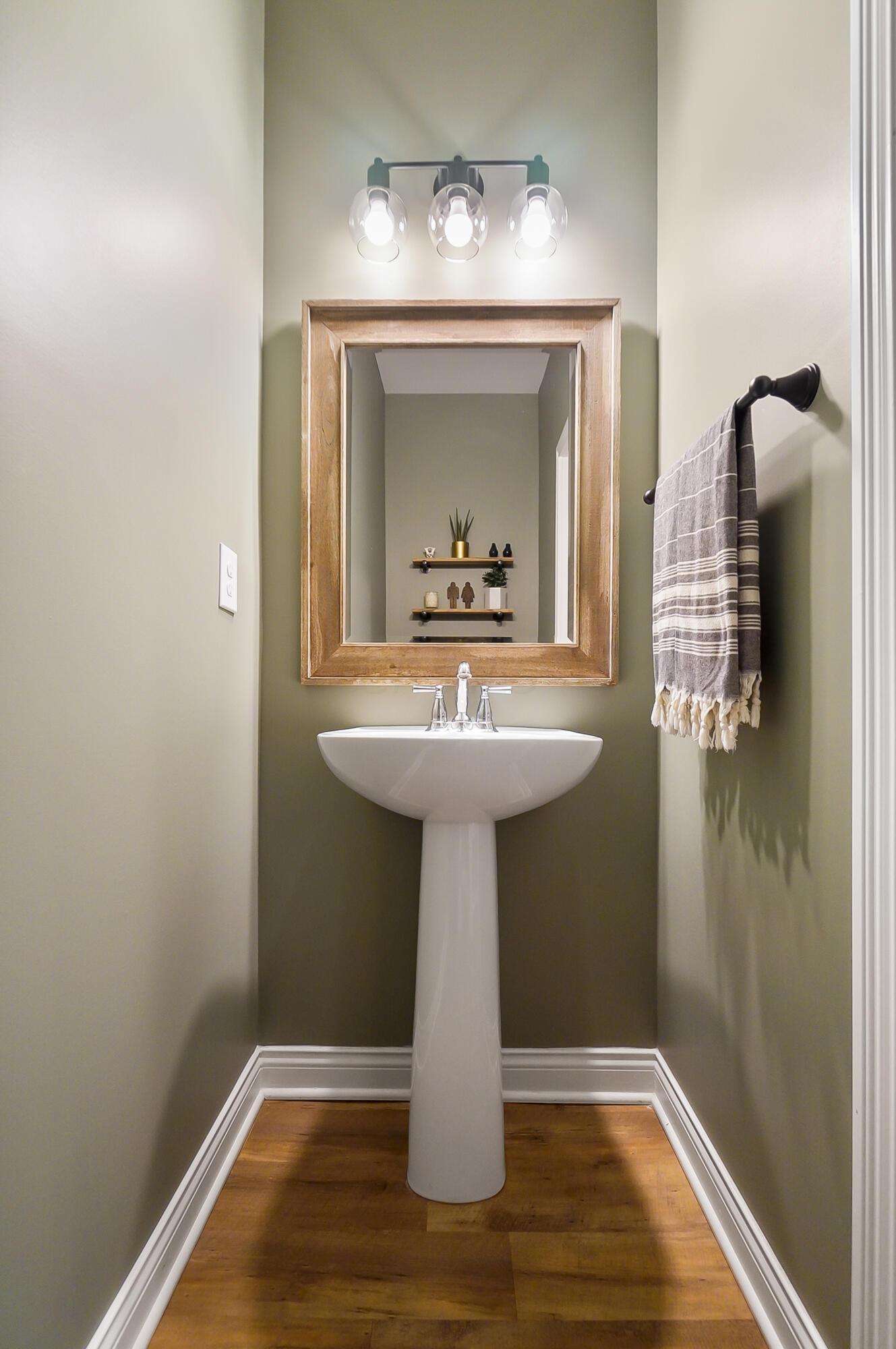 10763 Honeysuckle Way