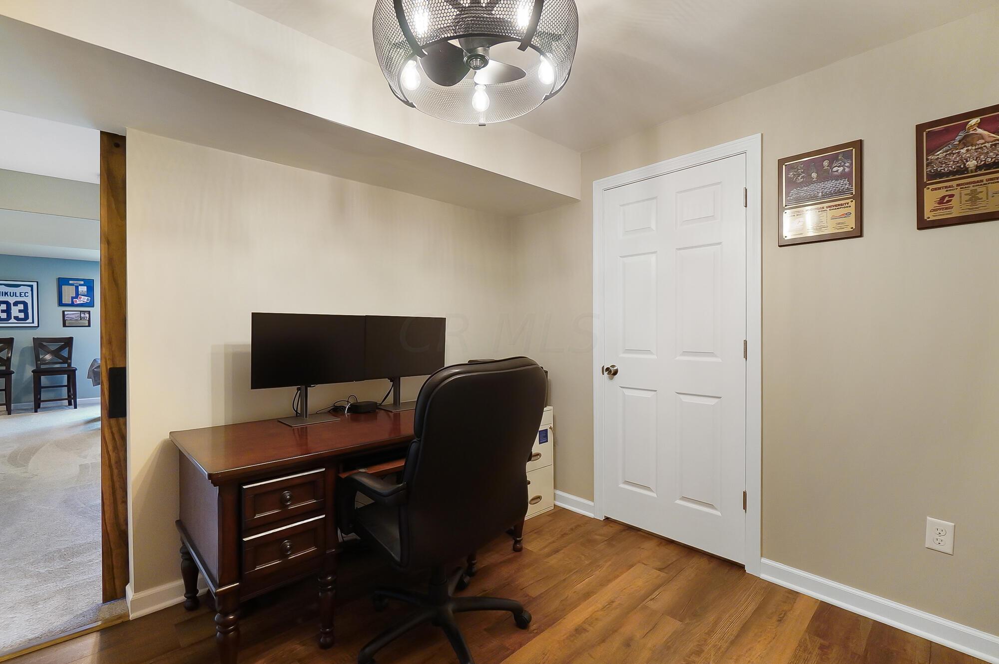 10763 Honeysuckle Way