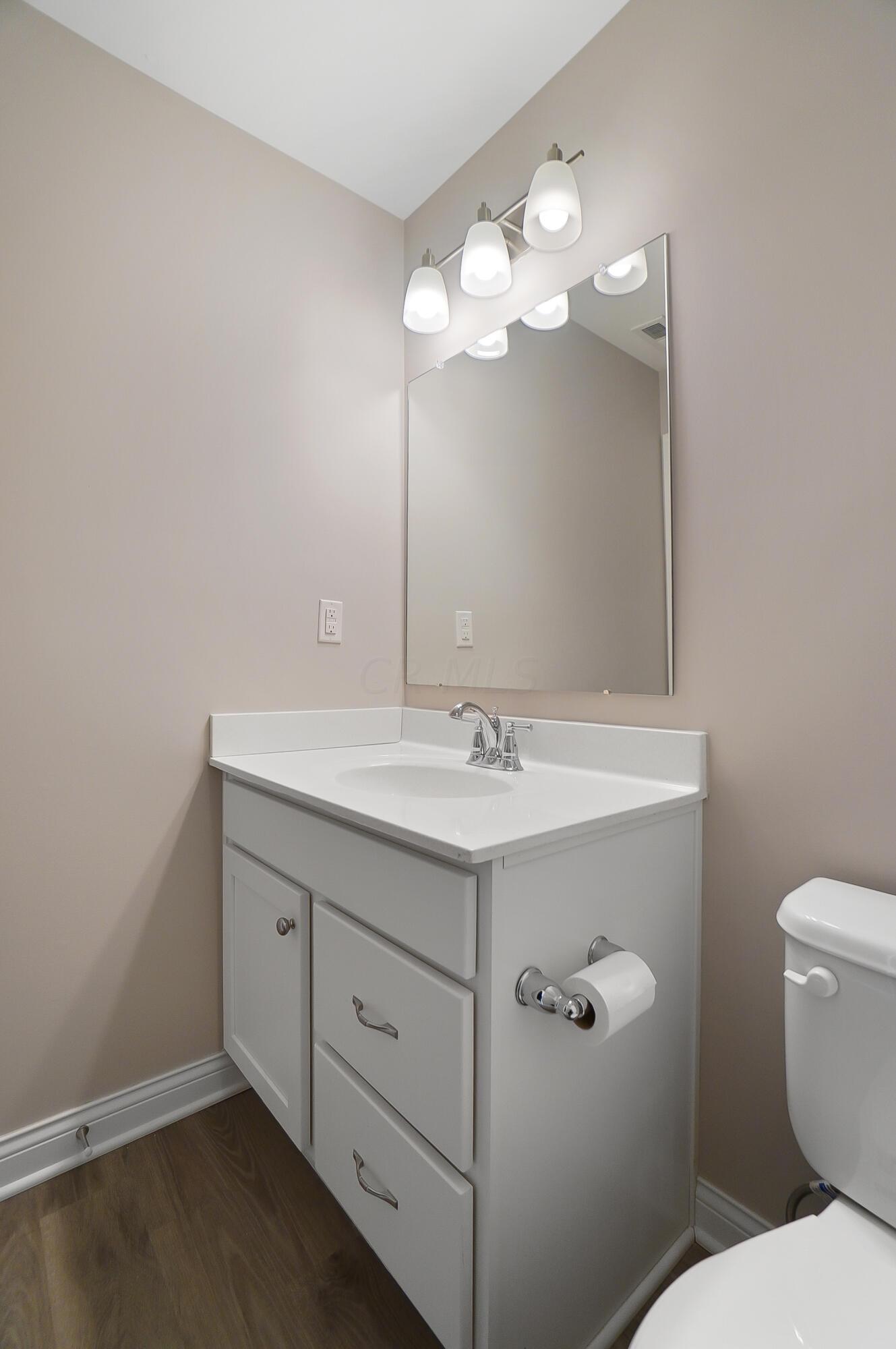 10763 Honeysuckle Way