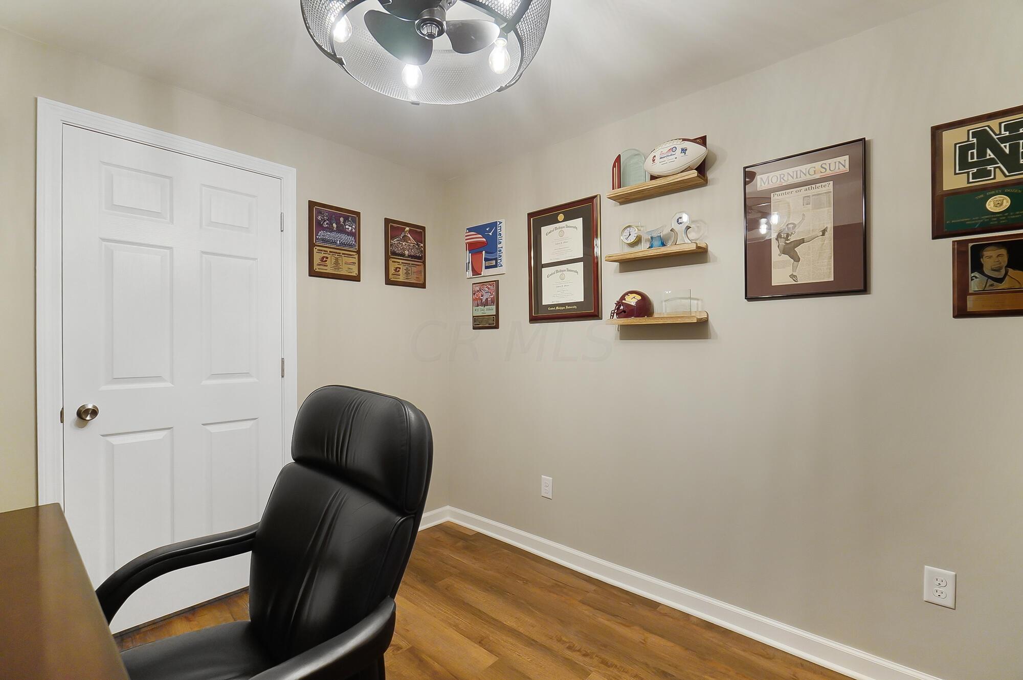 10763 Honeysuckle Way