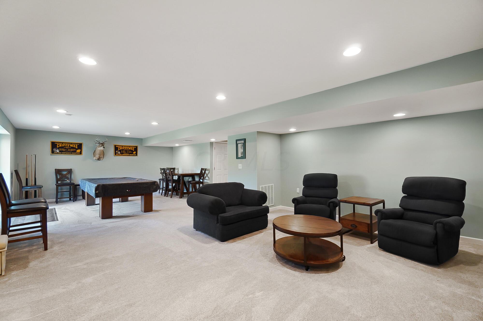 10763 Honeysuckle Way