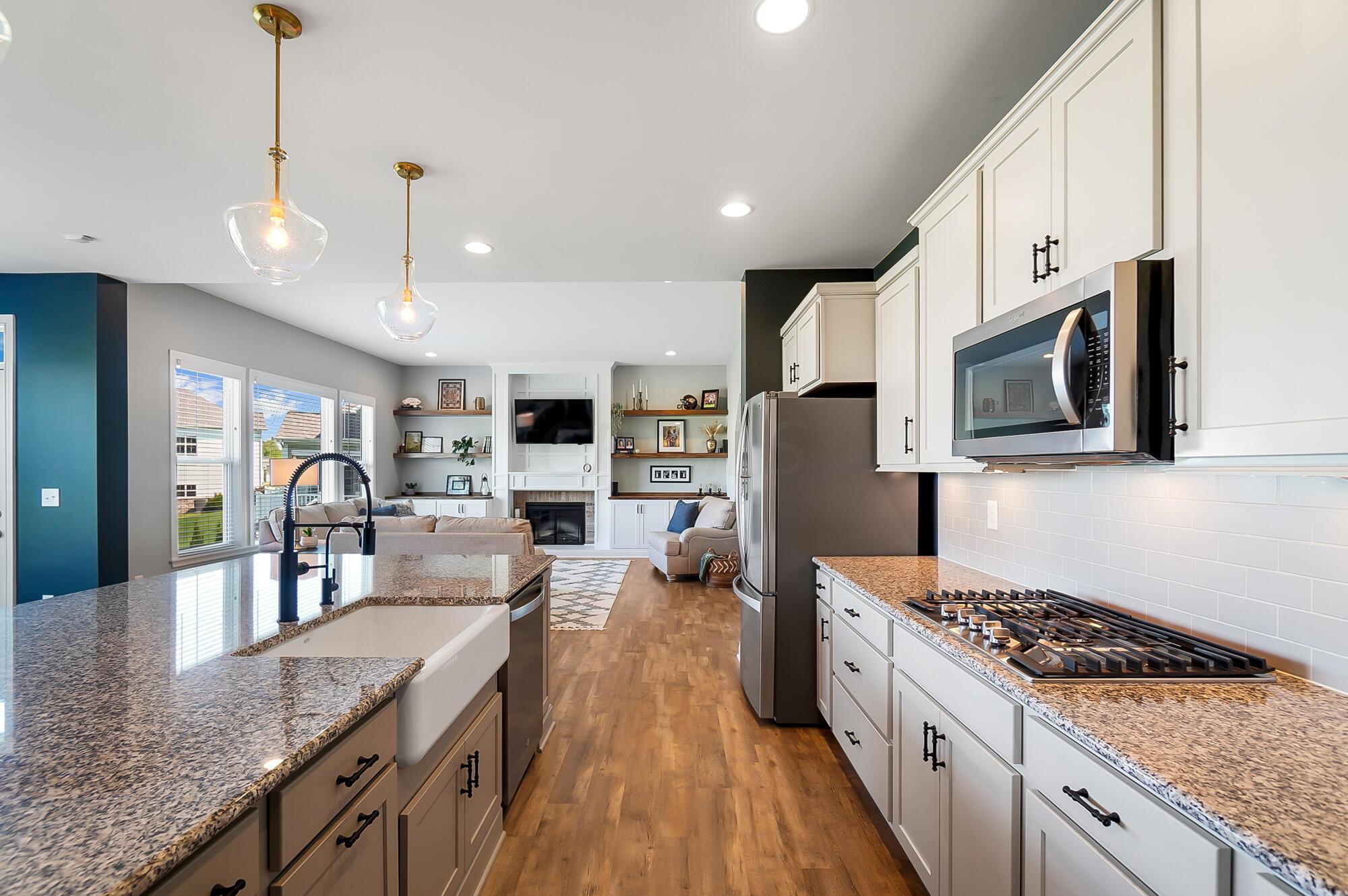 10763 Honeysuckle Way