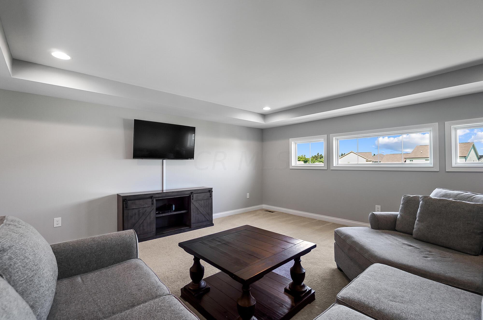 10763 Honeysuckle Way