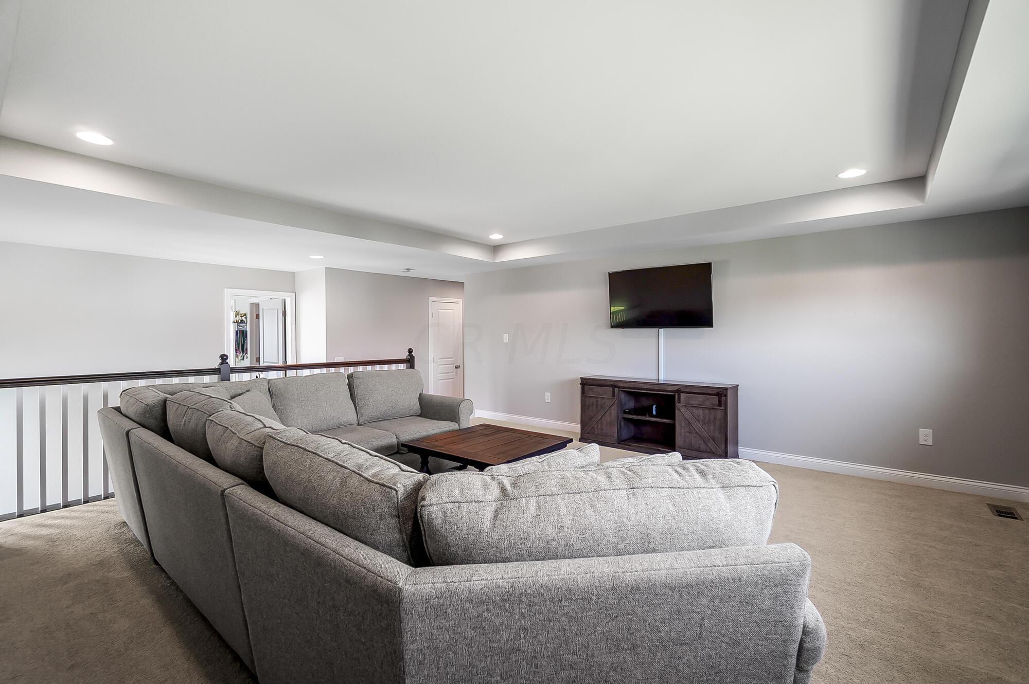 10763 Honeysuckle Way