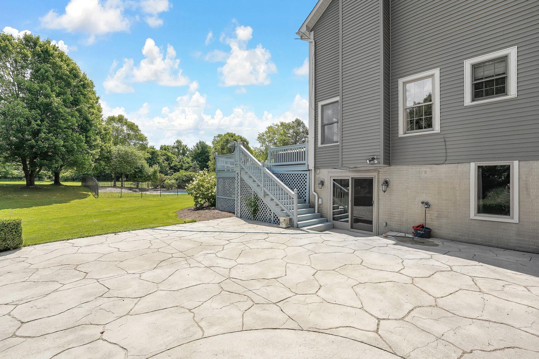 3843 Gale Road