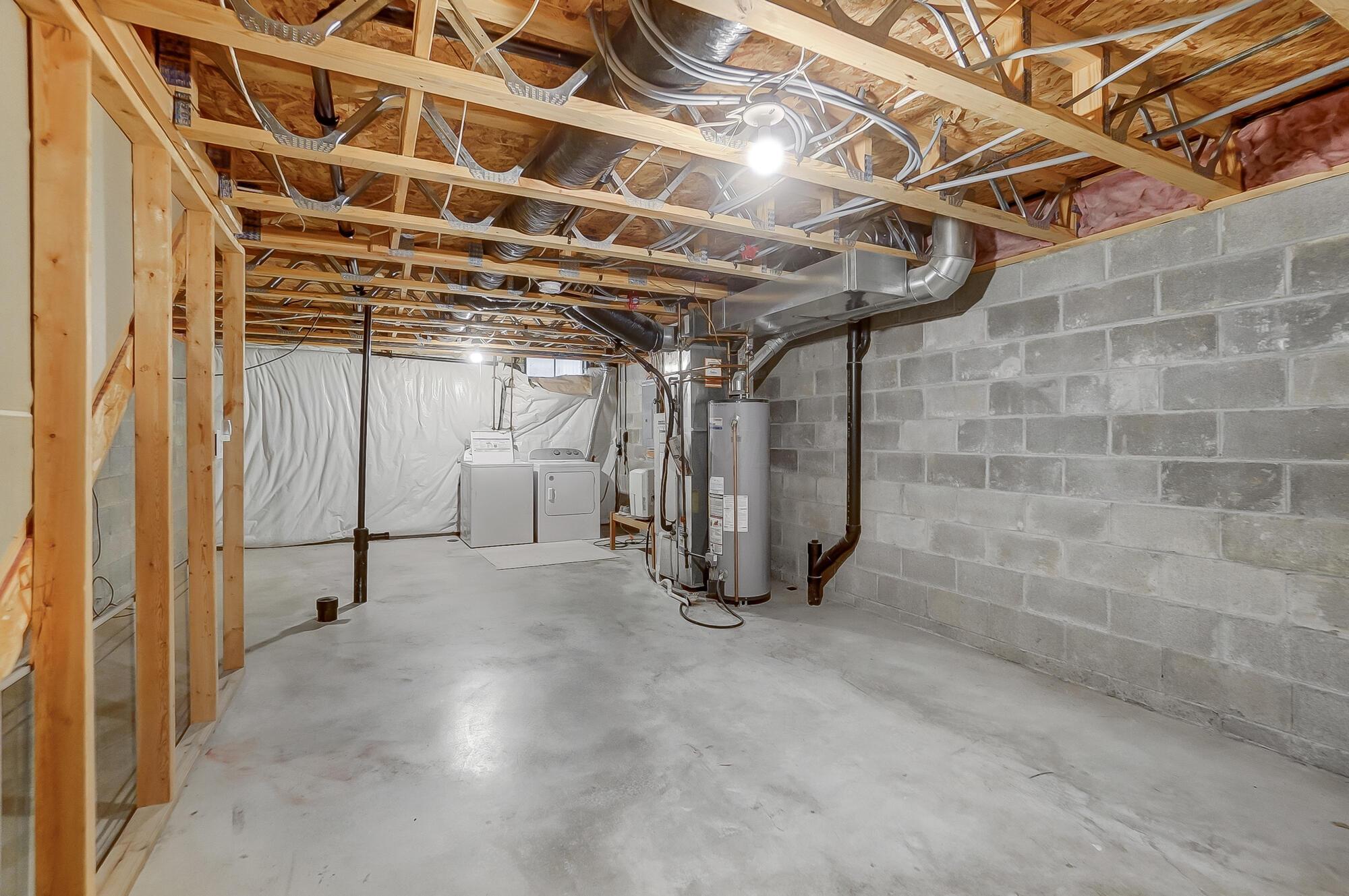 240 Hawkins Lane, 95C