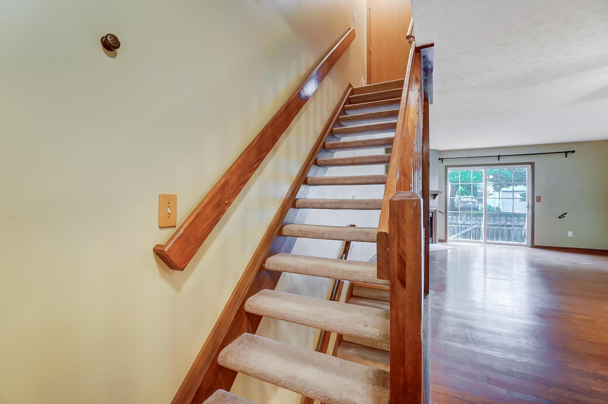 240 Hawkins Lane, 95C