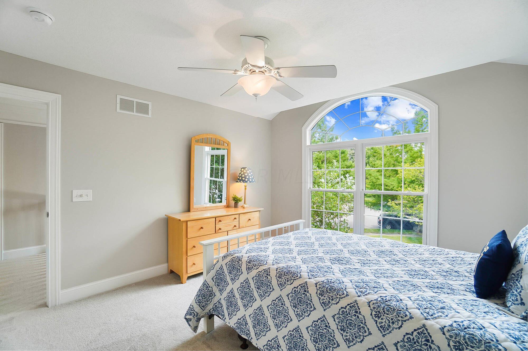 8147 Grafton End