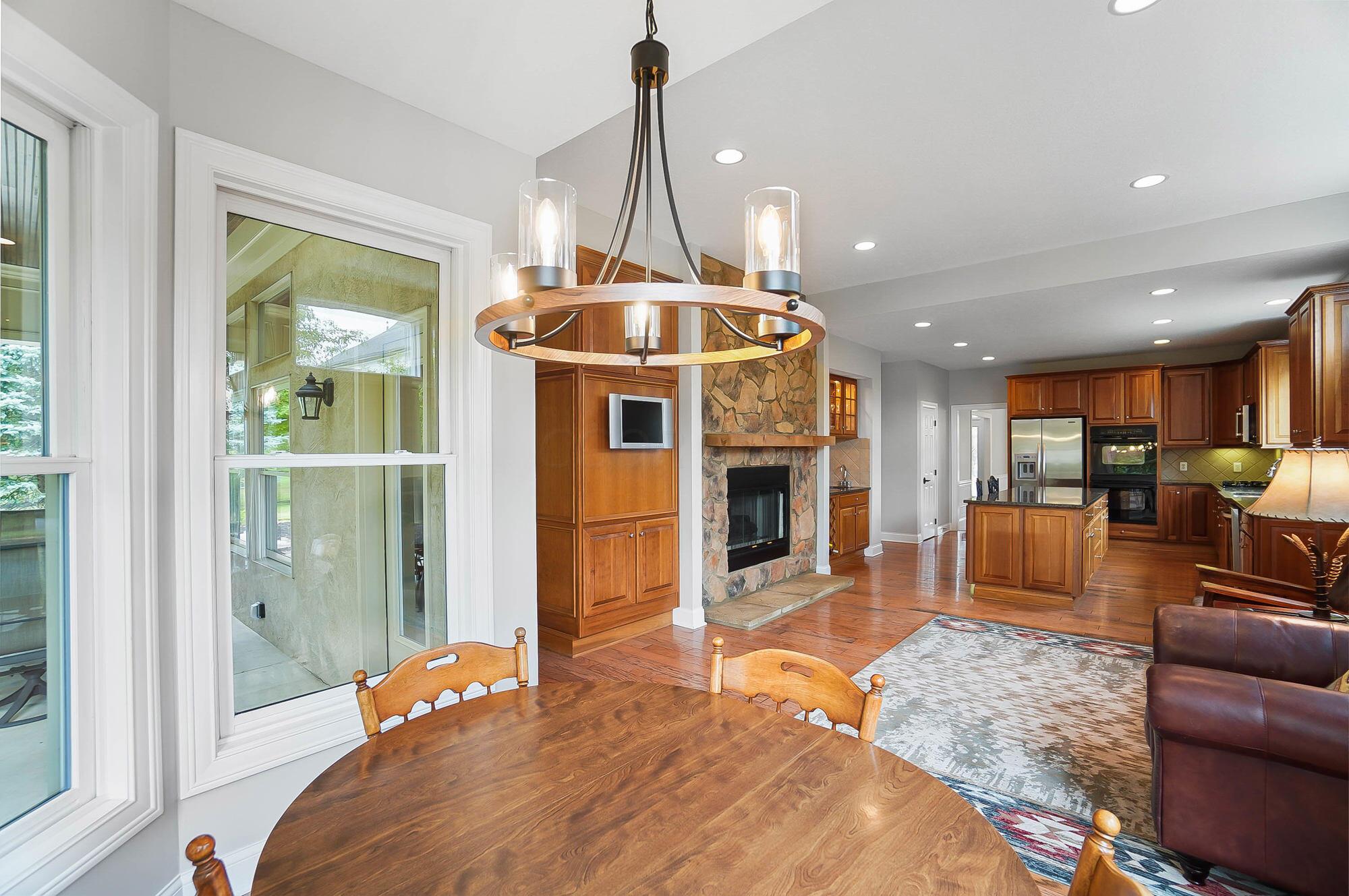 8147 Grafton End