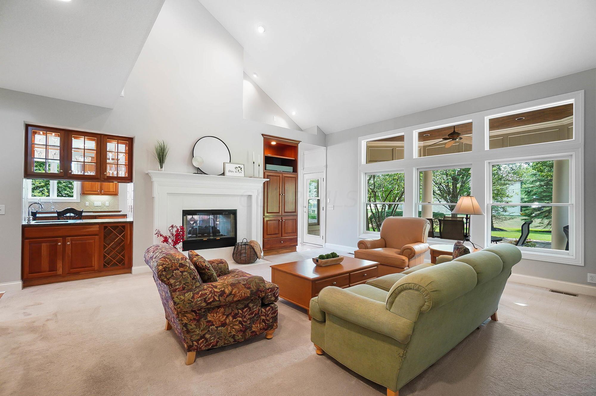 8147 Grafton End