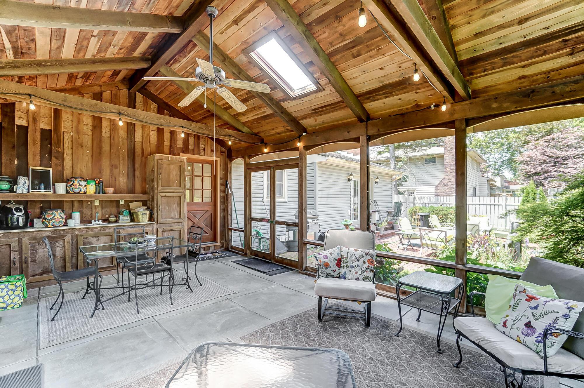 6006 Rocky Rill Road