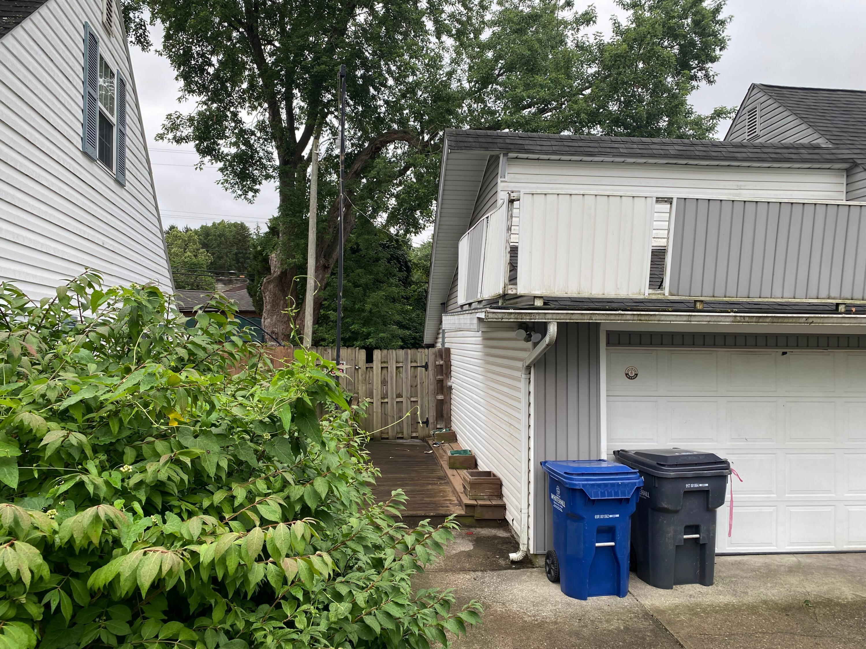 565 Virginia Circle W