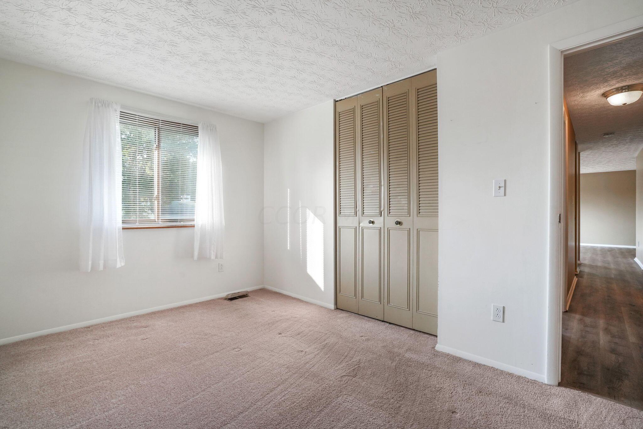 3993 Hendron Court