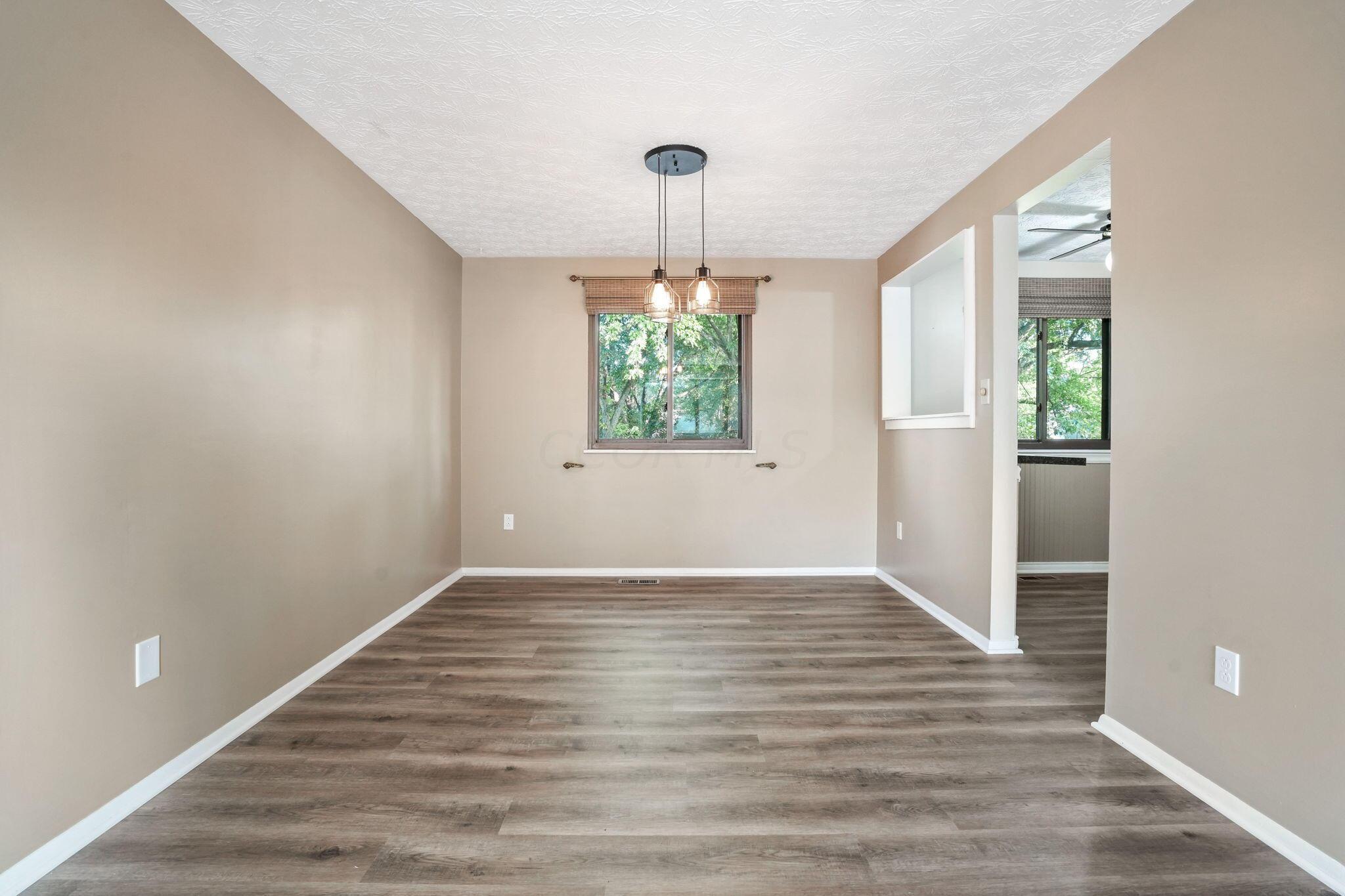3993 Hendron Court
