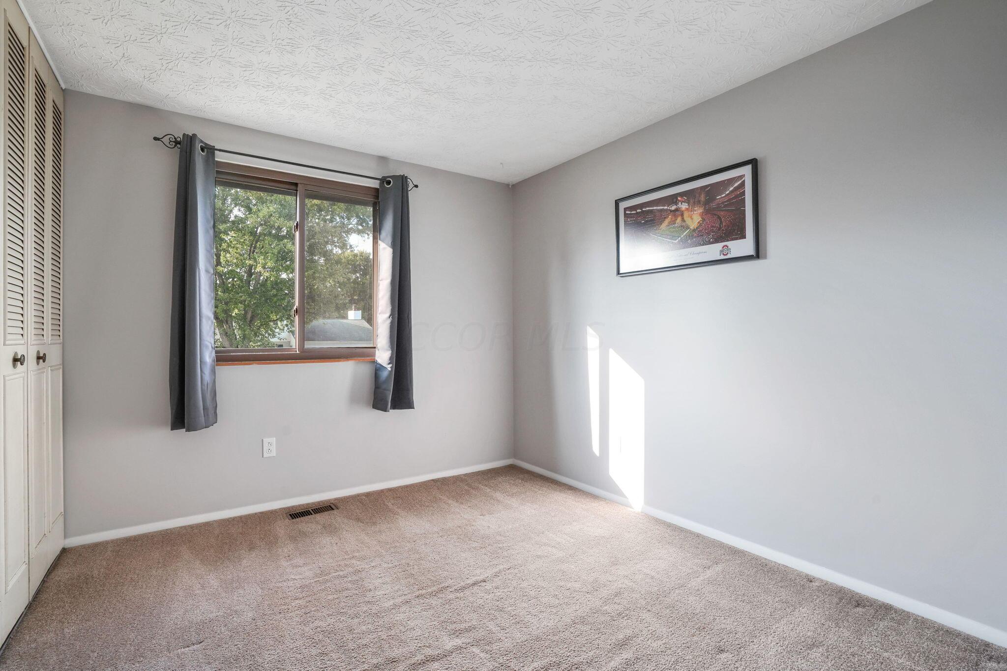 3993 Hendron Court