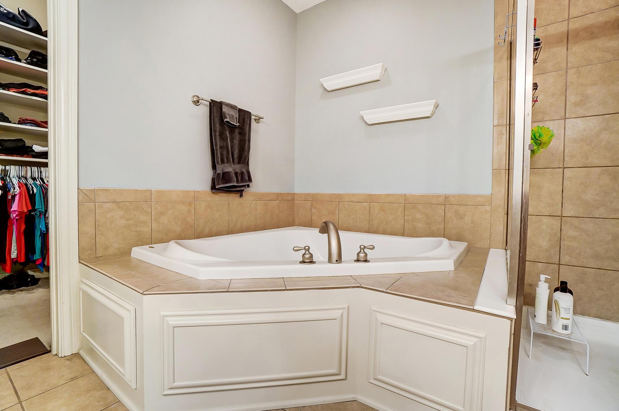 6785 Vineyard Haven Loop, 6785