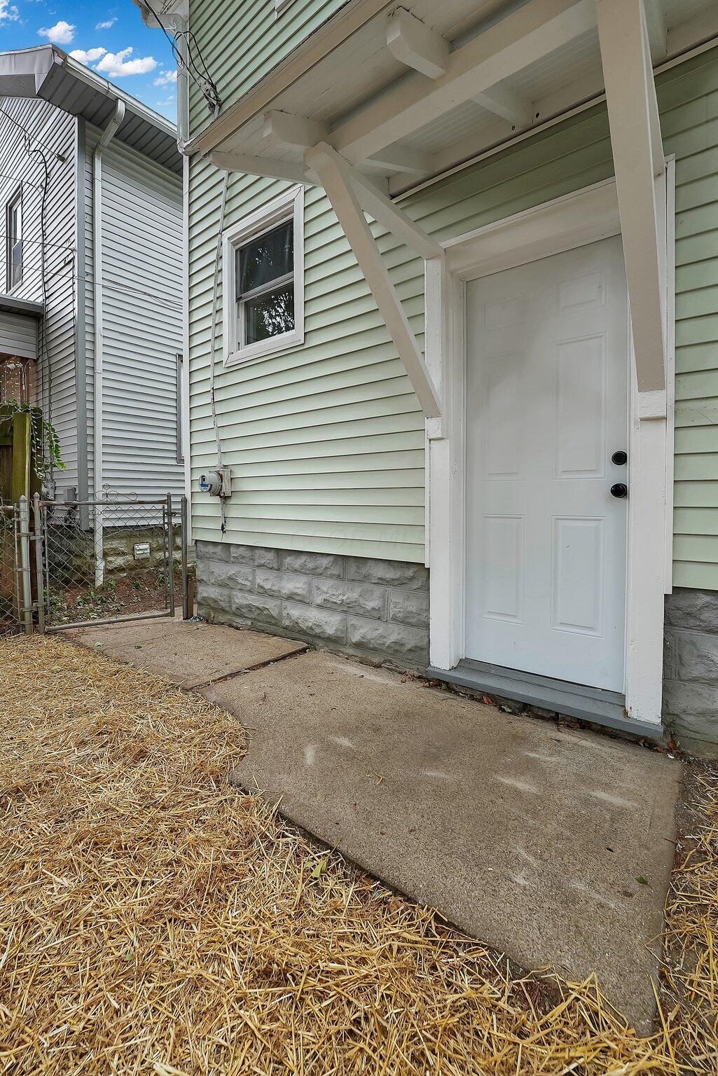 104 Moull Street