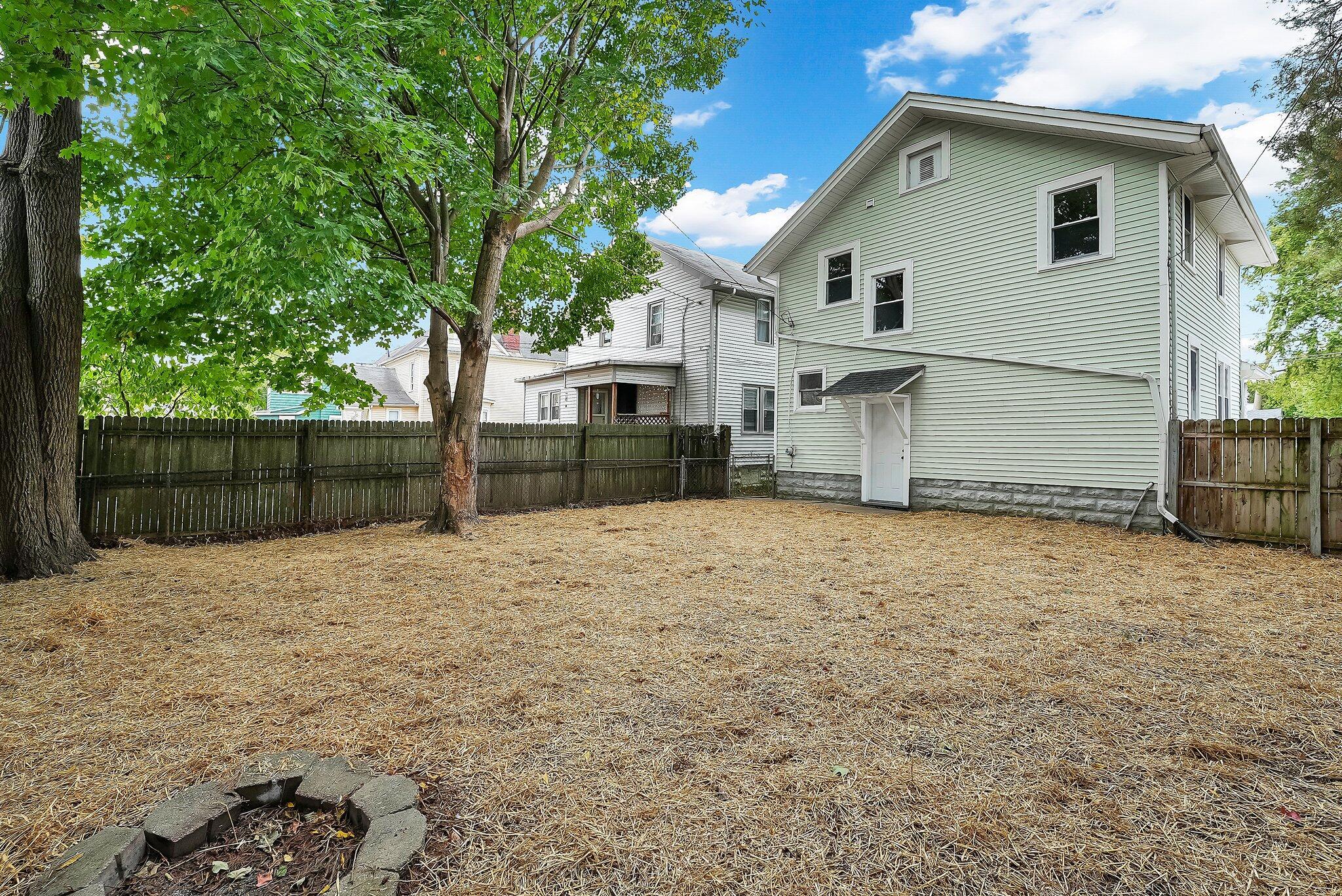 104 Moull Street