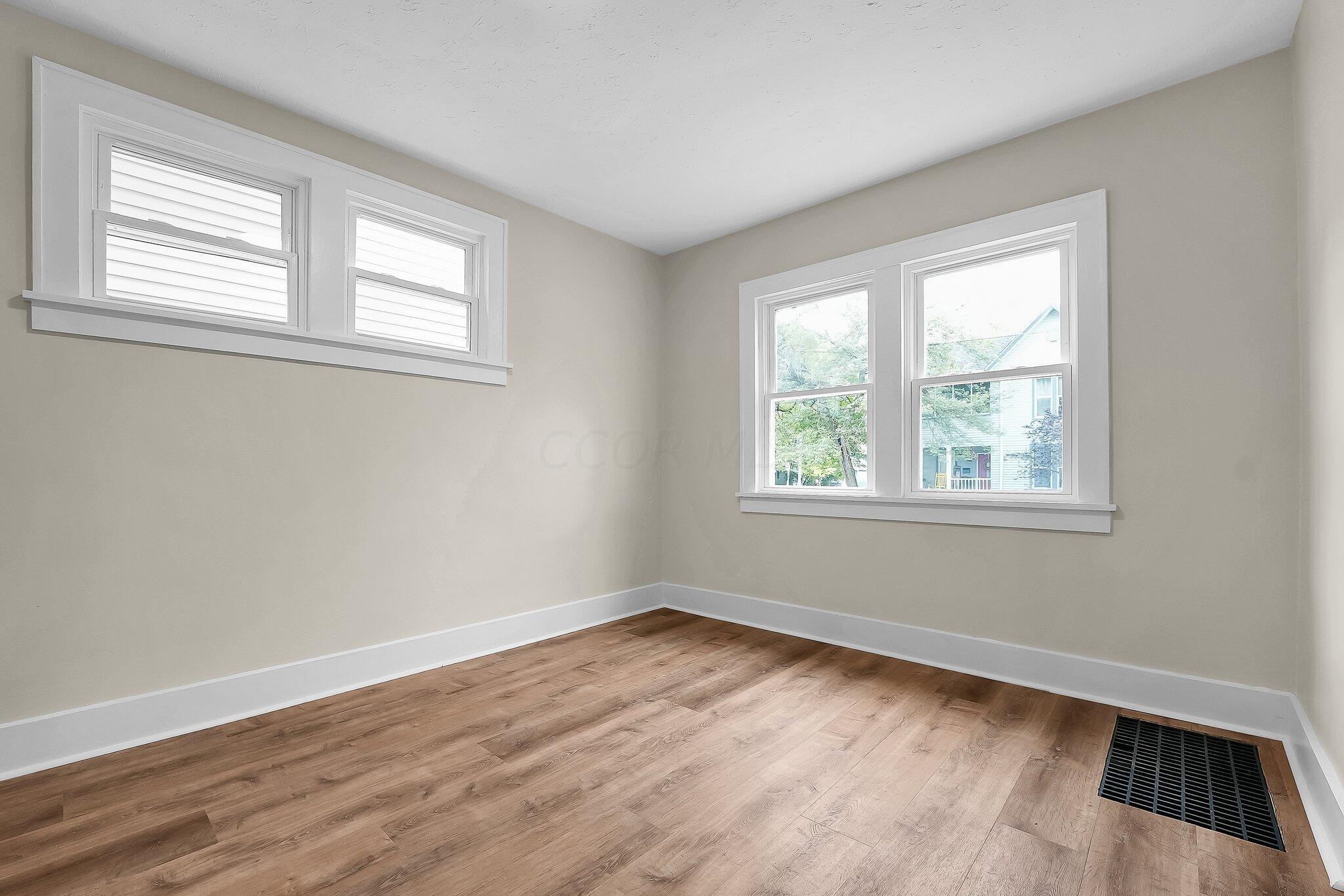 104 Moull Street