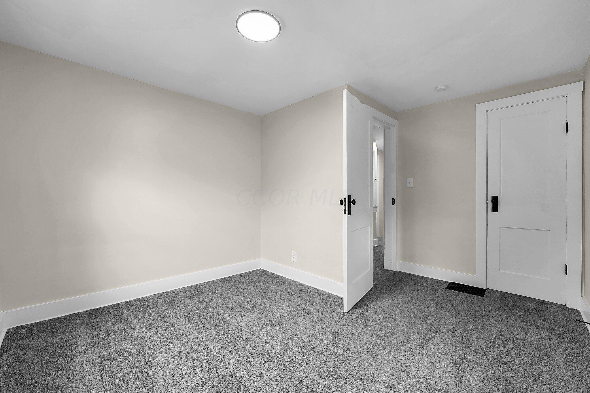 104 Moull Street