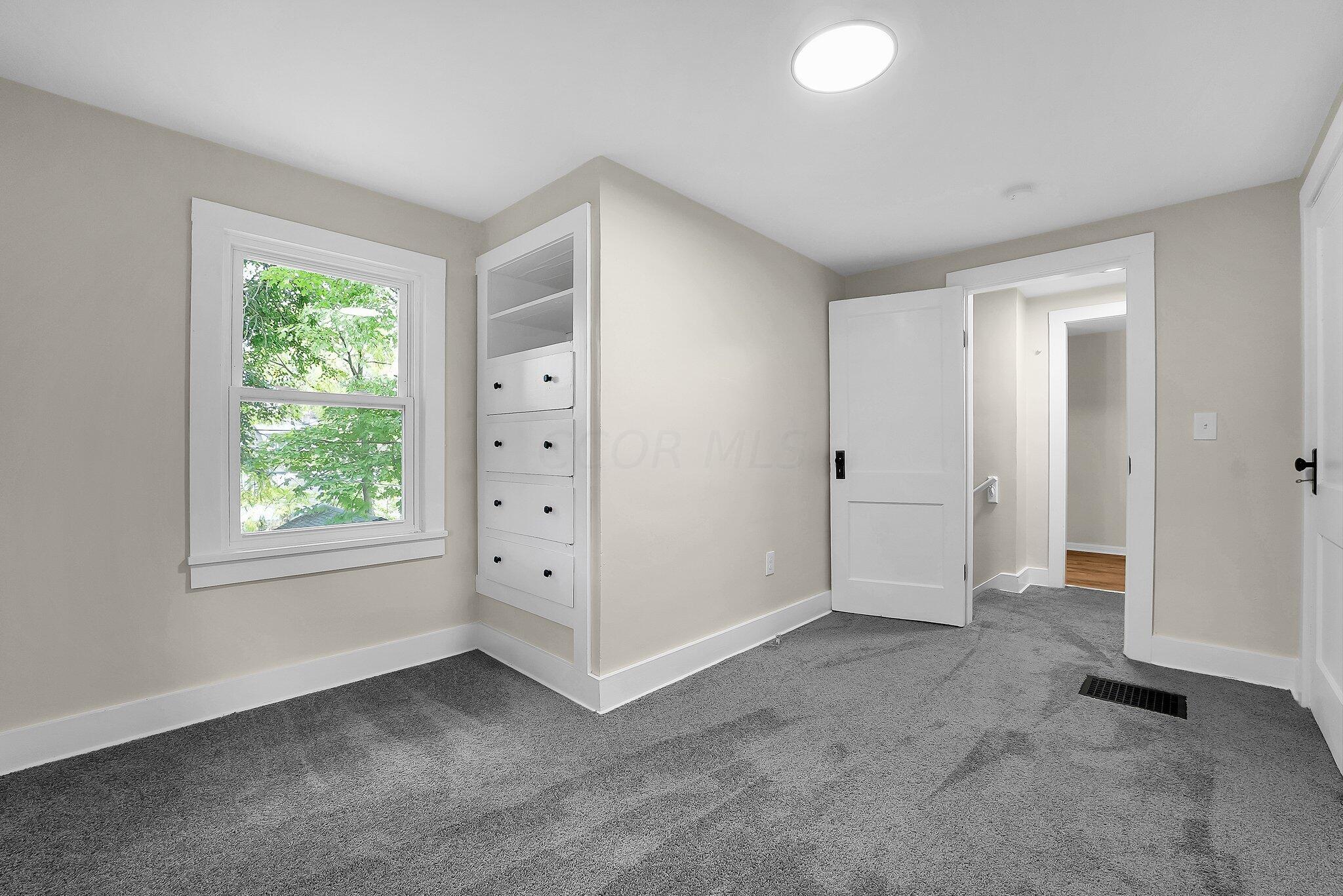 104 Moull Street