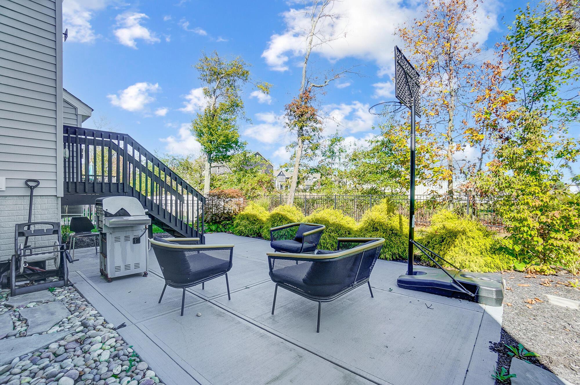 6262 Gilmer Way