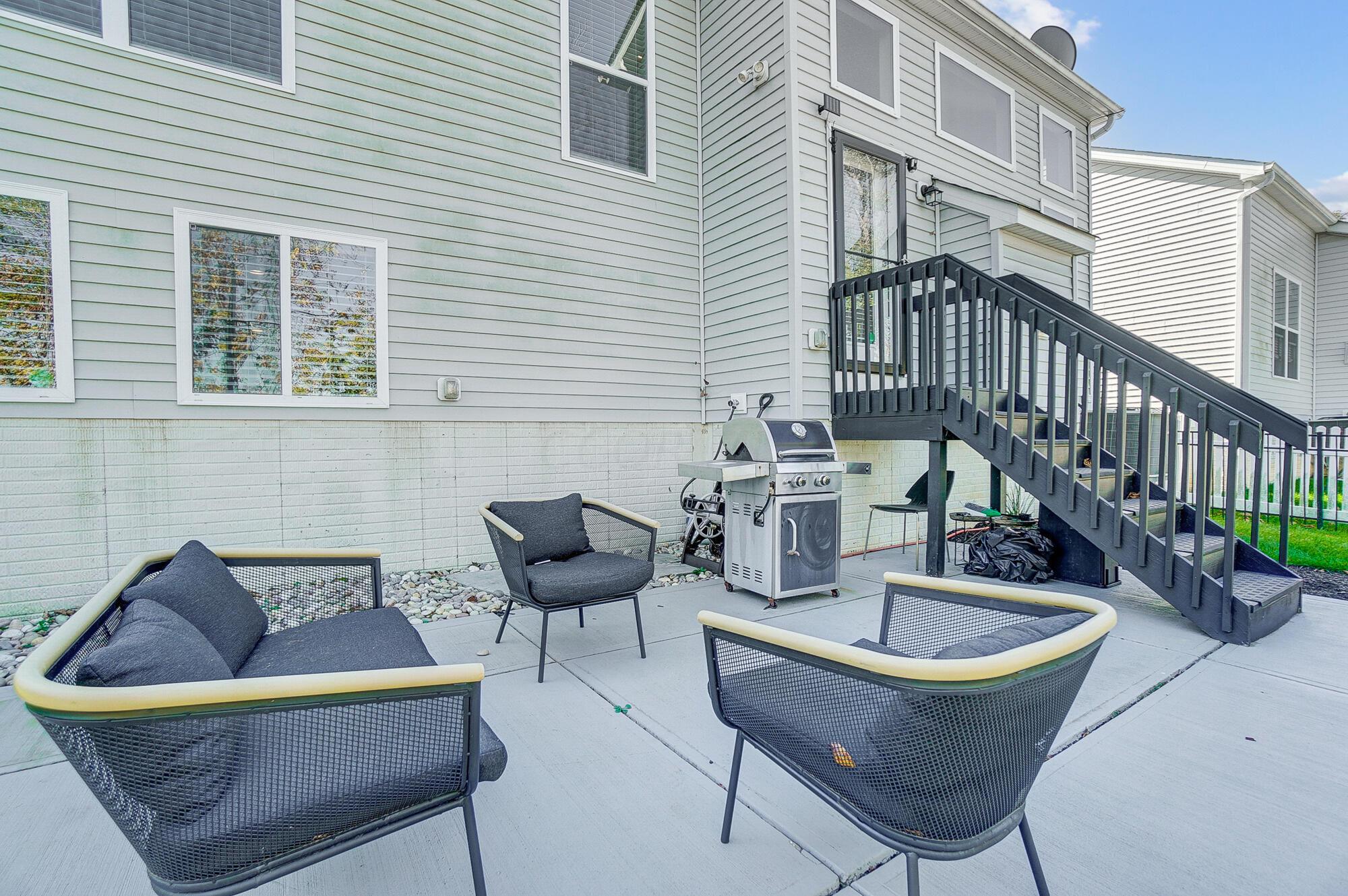 6262 Gilmer Way