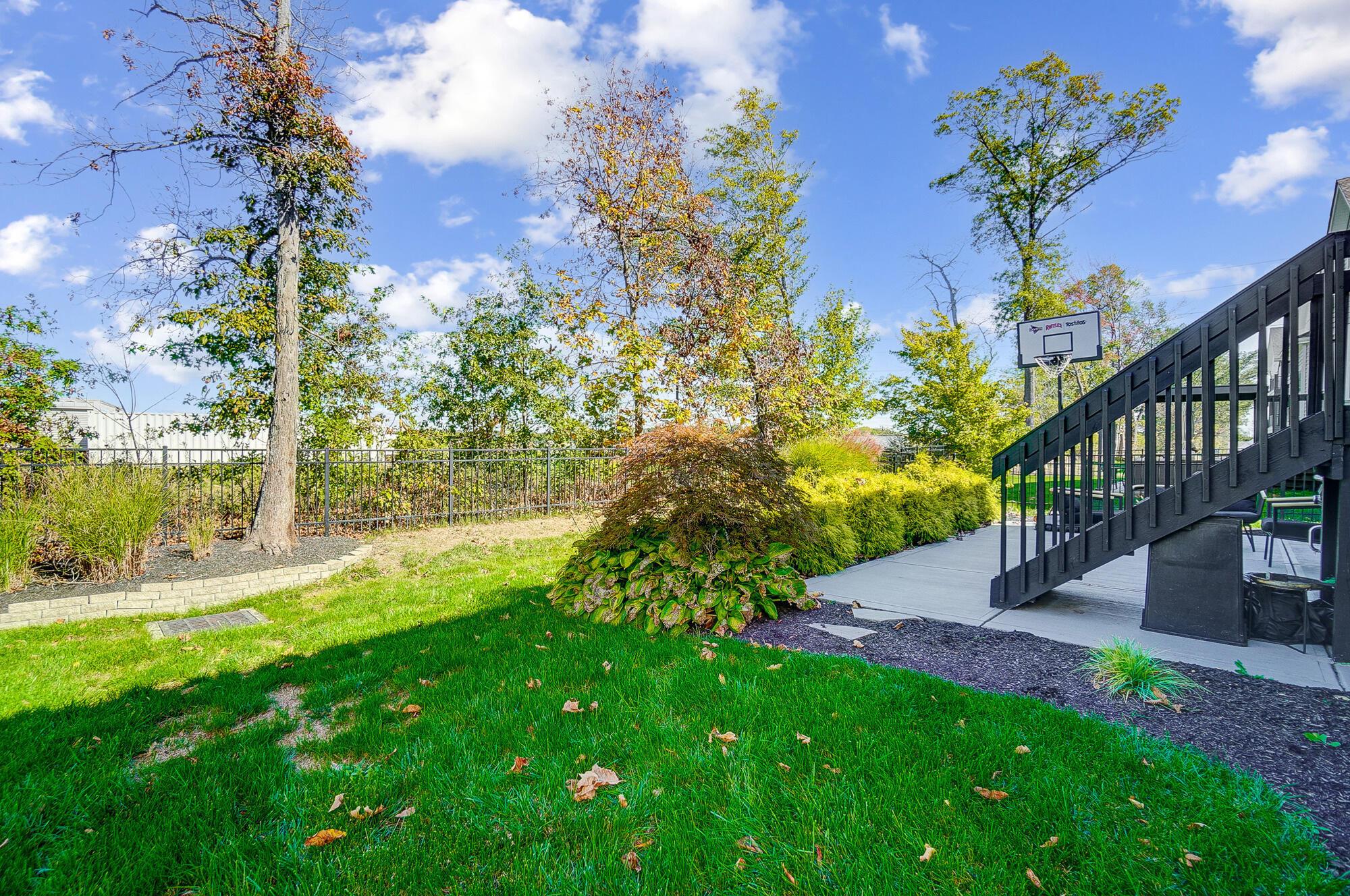 6262 Gilmer Way