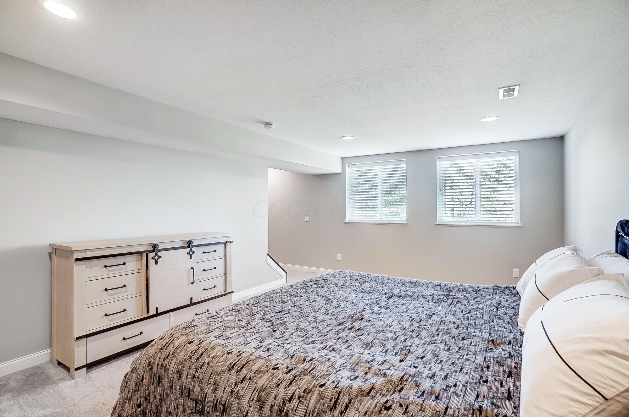 6262 Gilmer Way