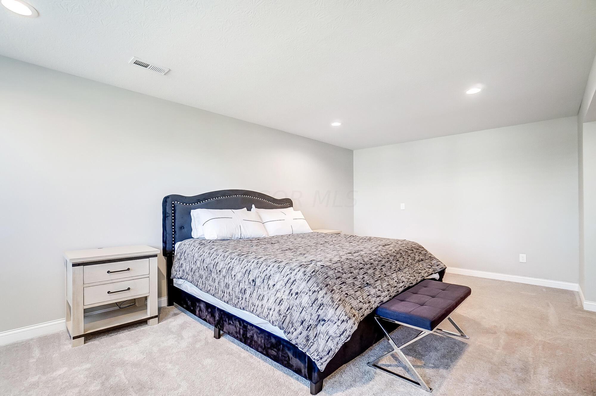6262 Gilmer Way
