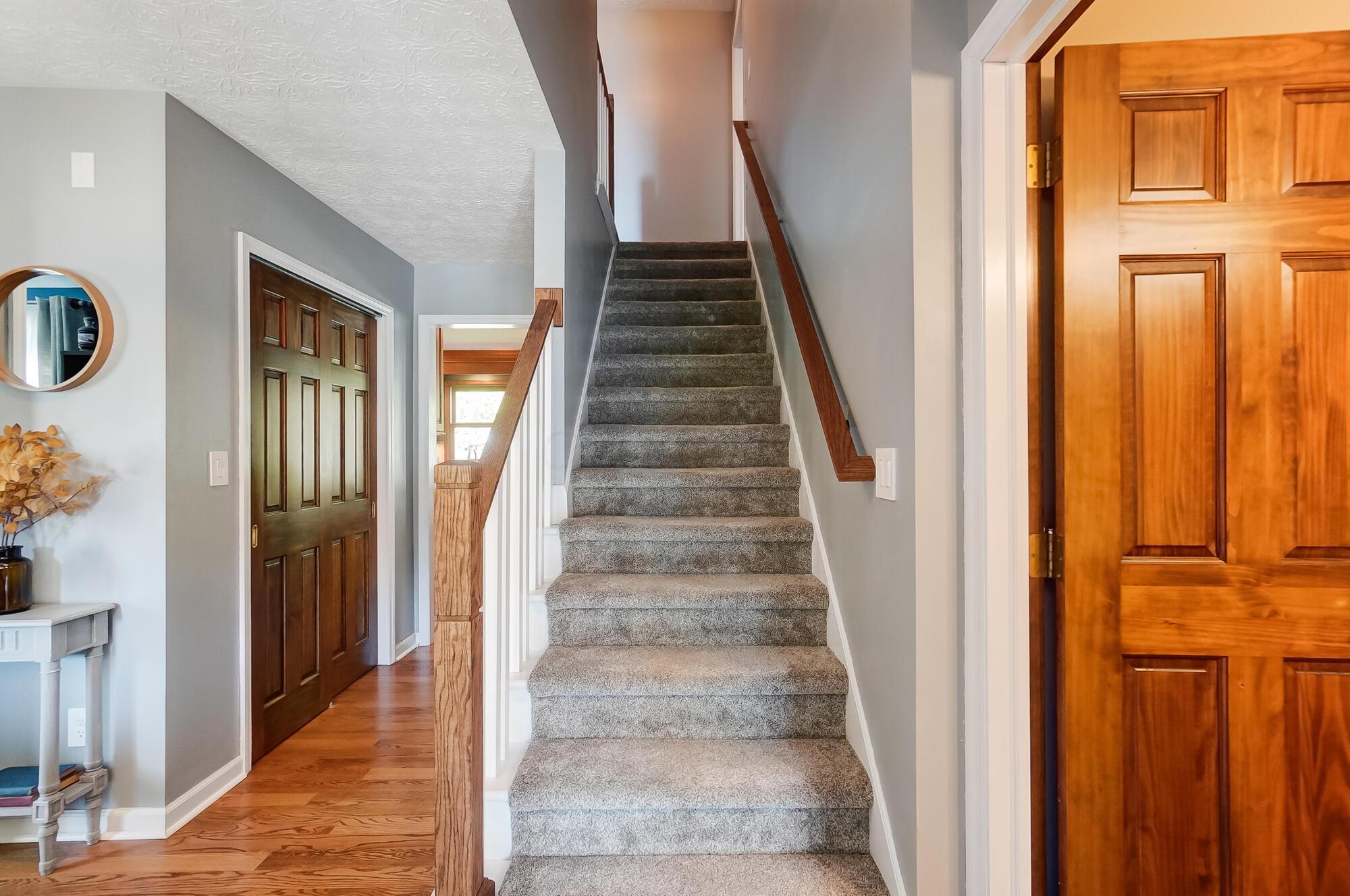 2204 Stratingham Drive