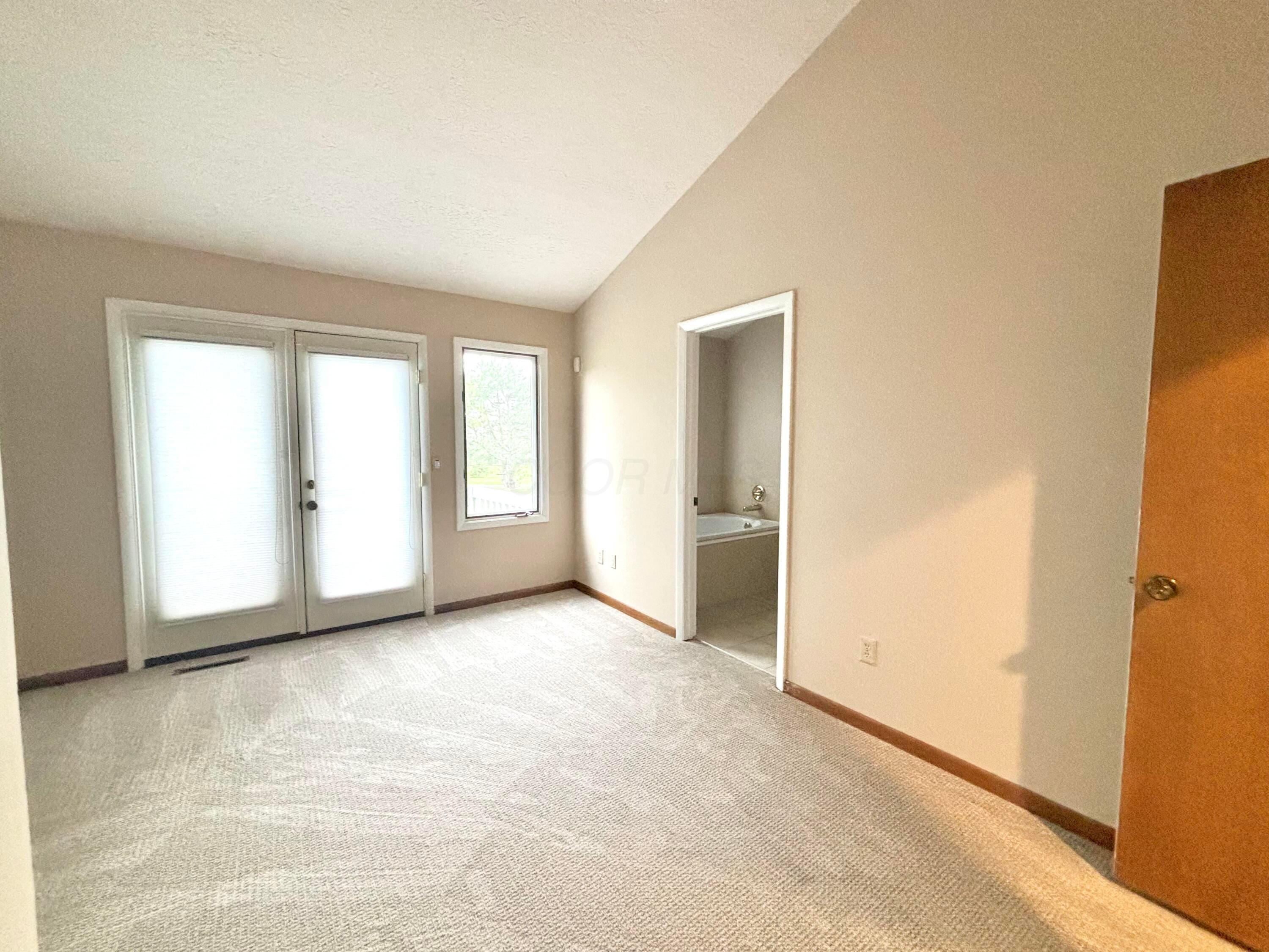 6560 Rothbury Court