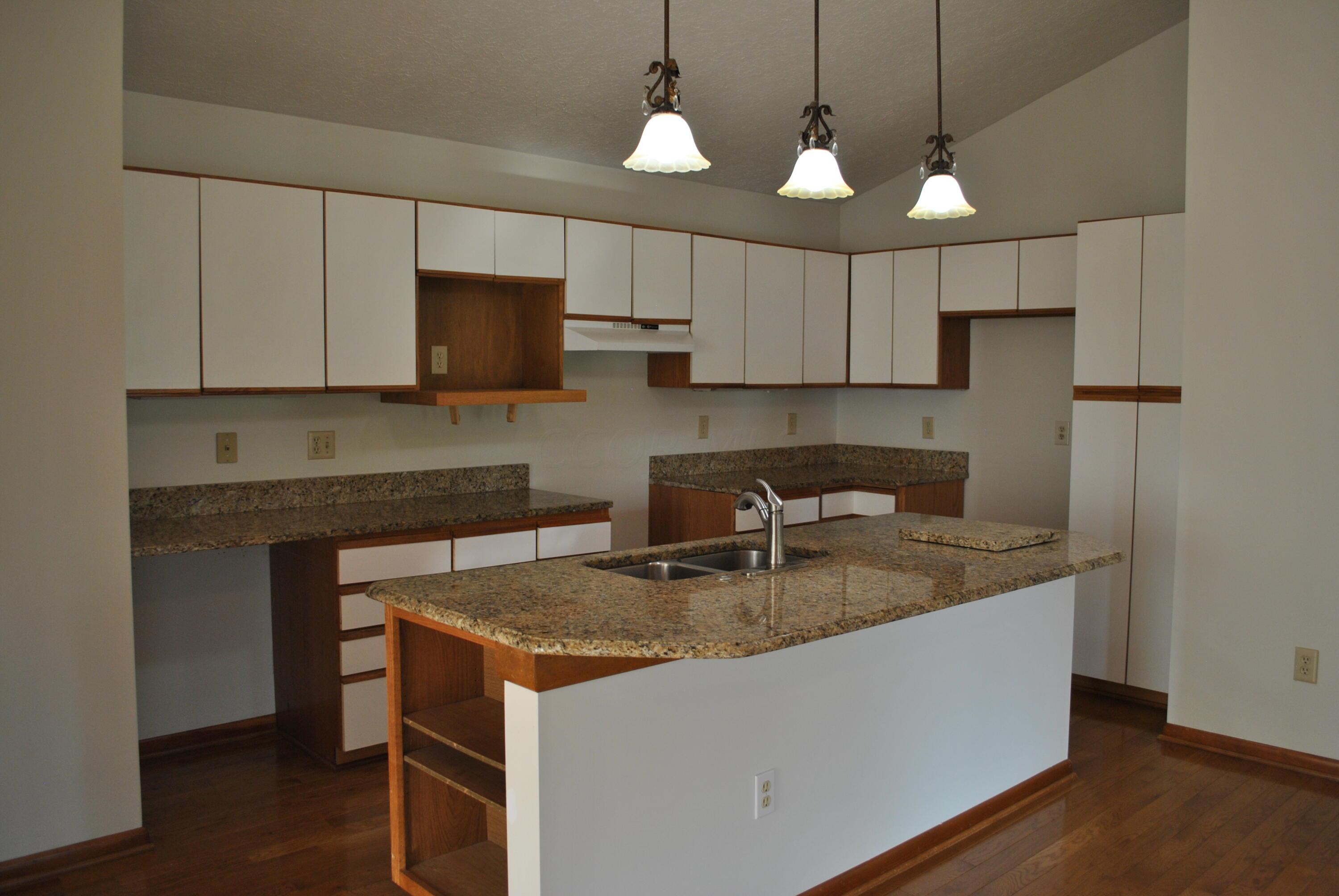 6560 Rothbury Court