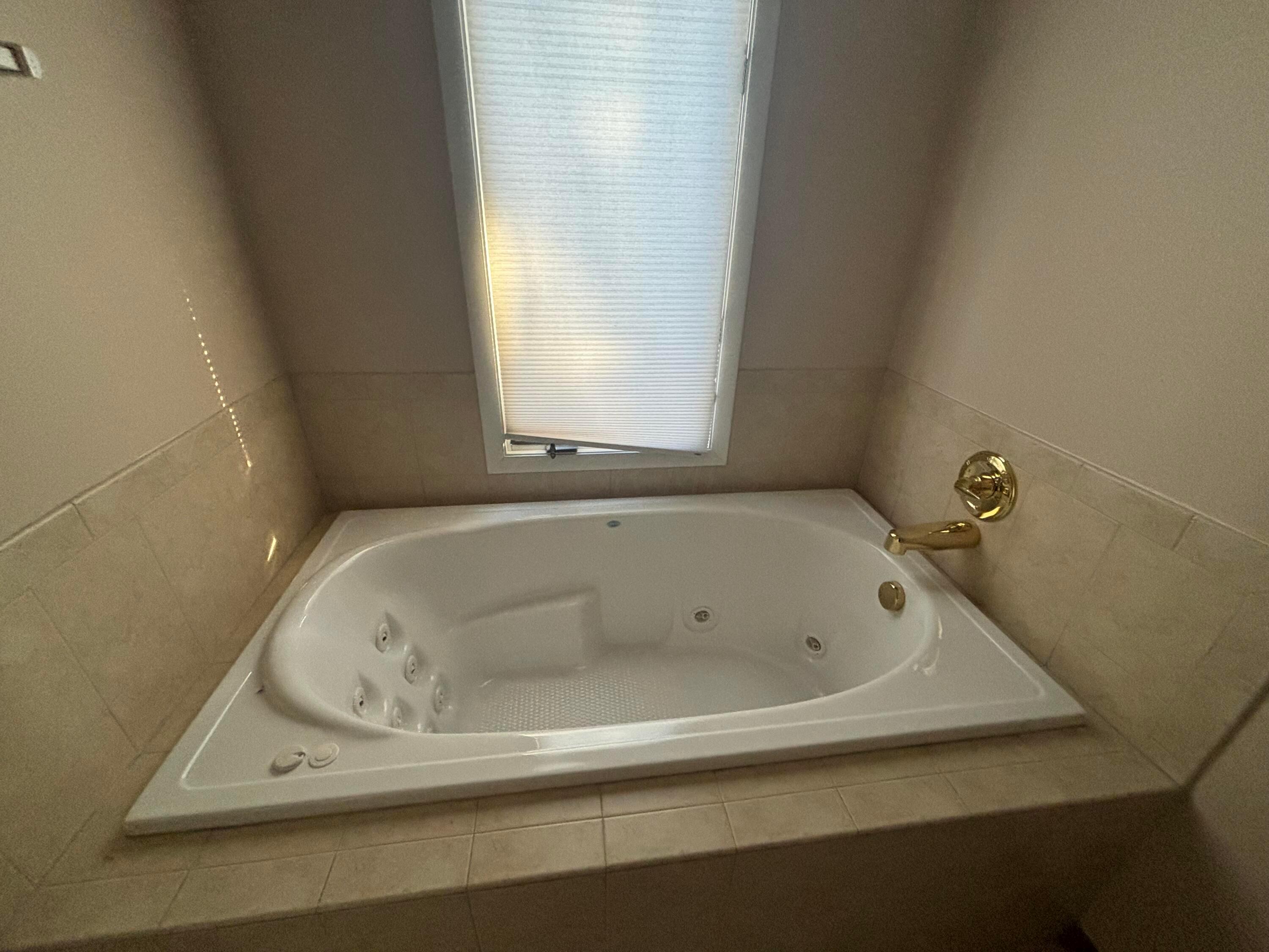 6560 Rothbury Court