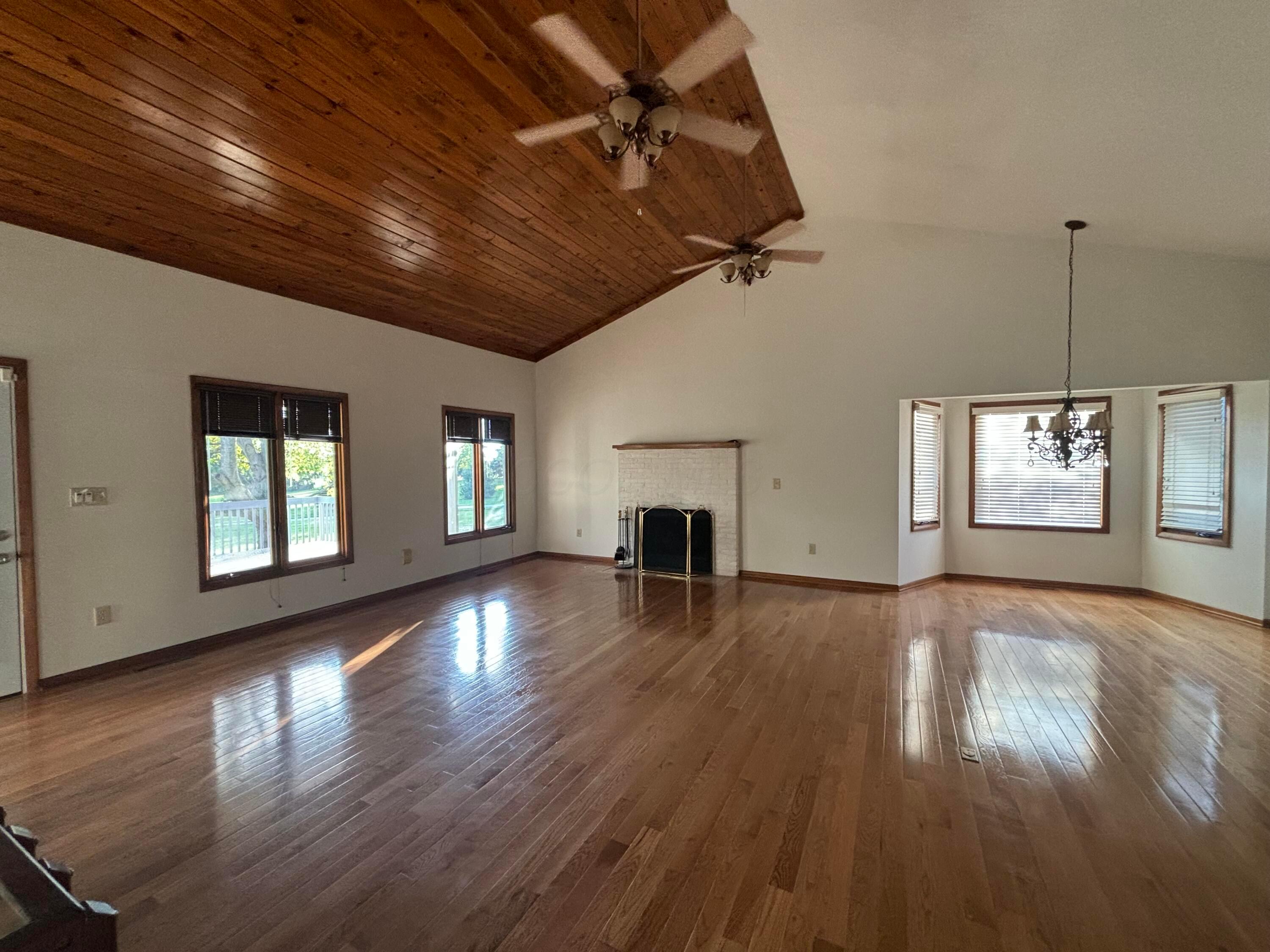 6560 Rothbury Court