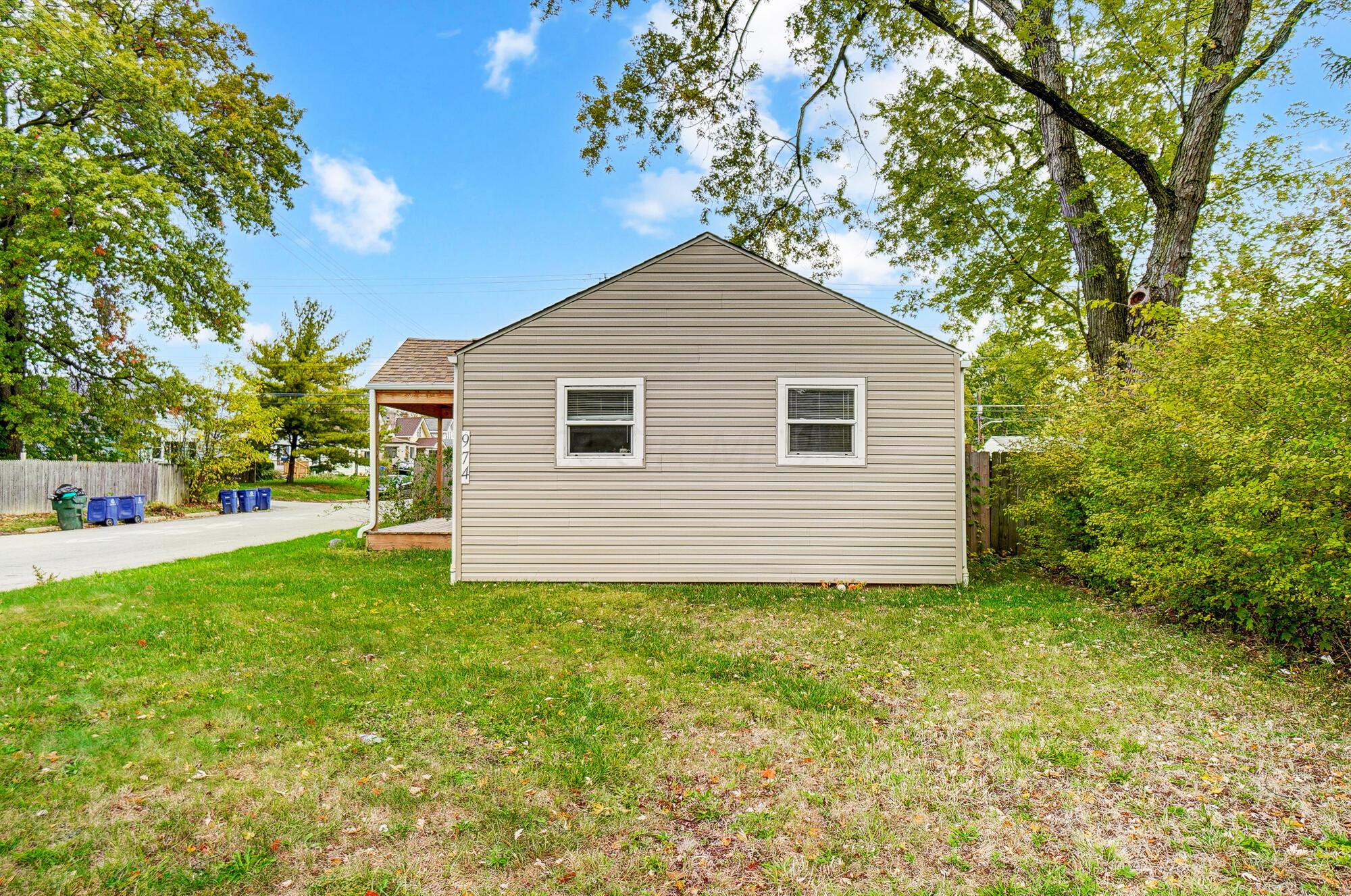 974 E Weber Road
