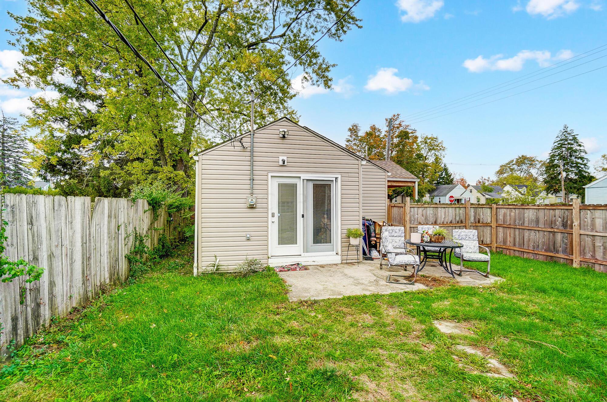 974 E Weber Road