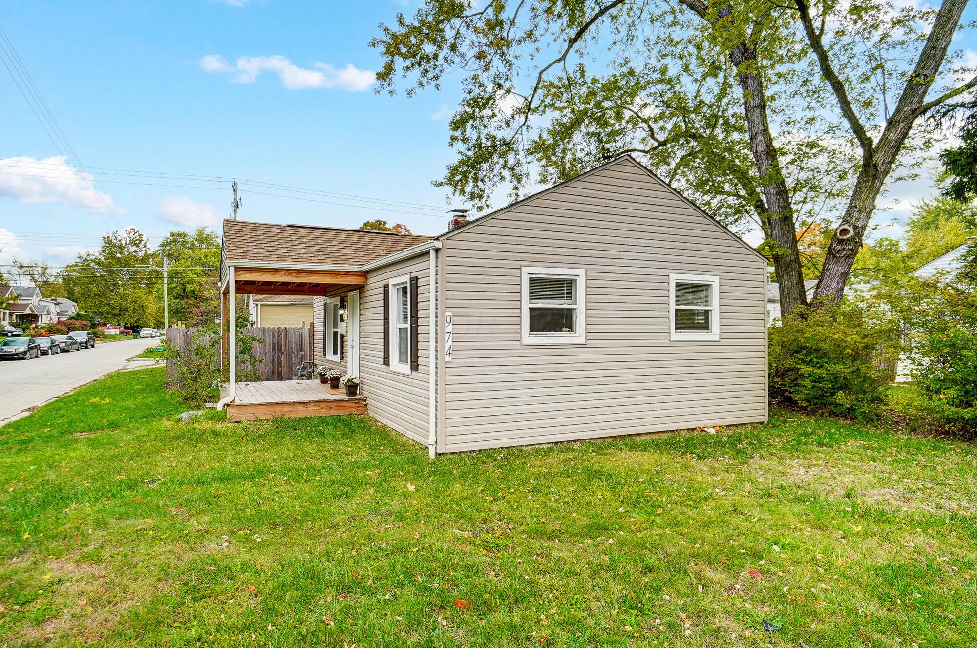 974 E Weber Road