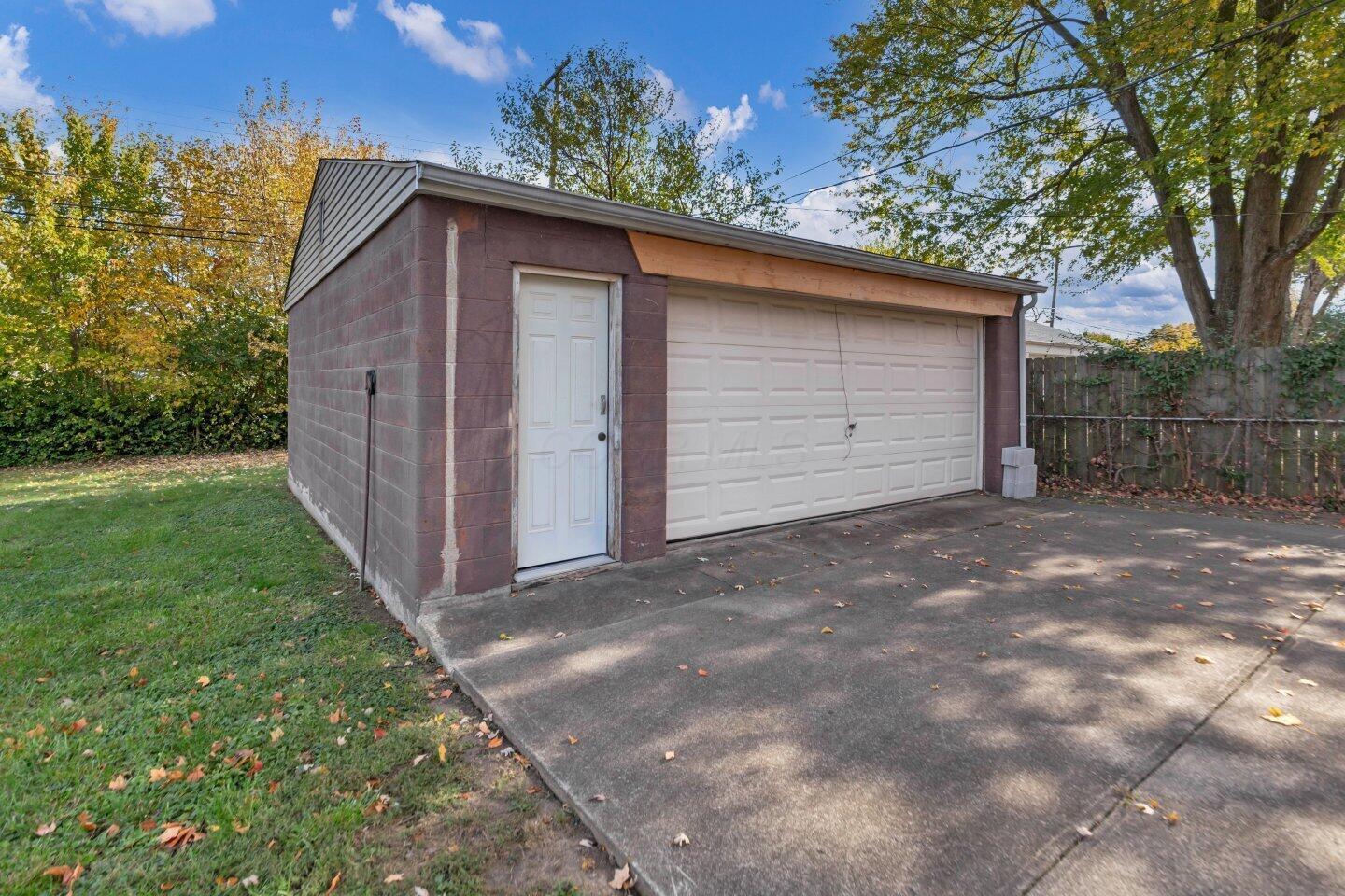 1646 Wilton Drive