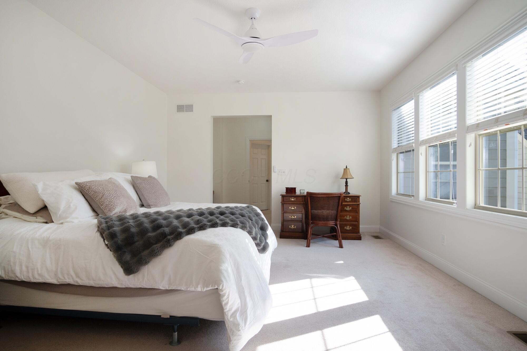 6701 Hobbs Landing Drive E, 16