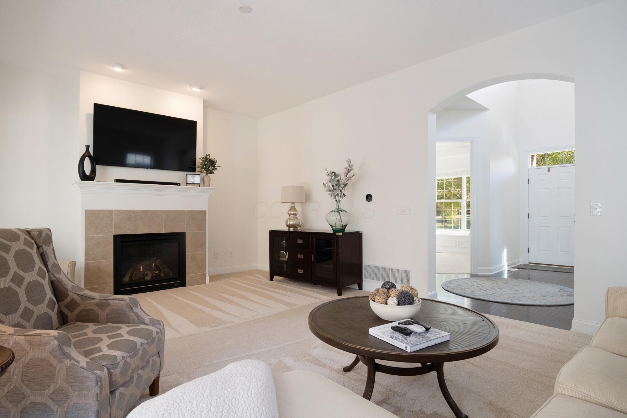 6701 Hobbs Landing Drive E, 16