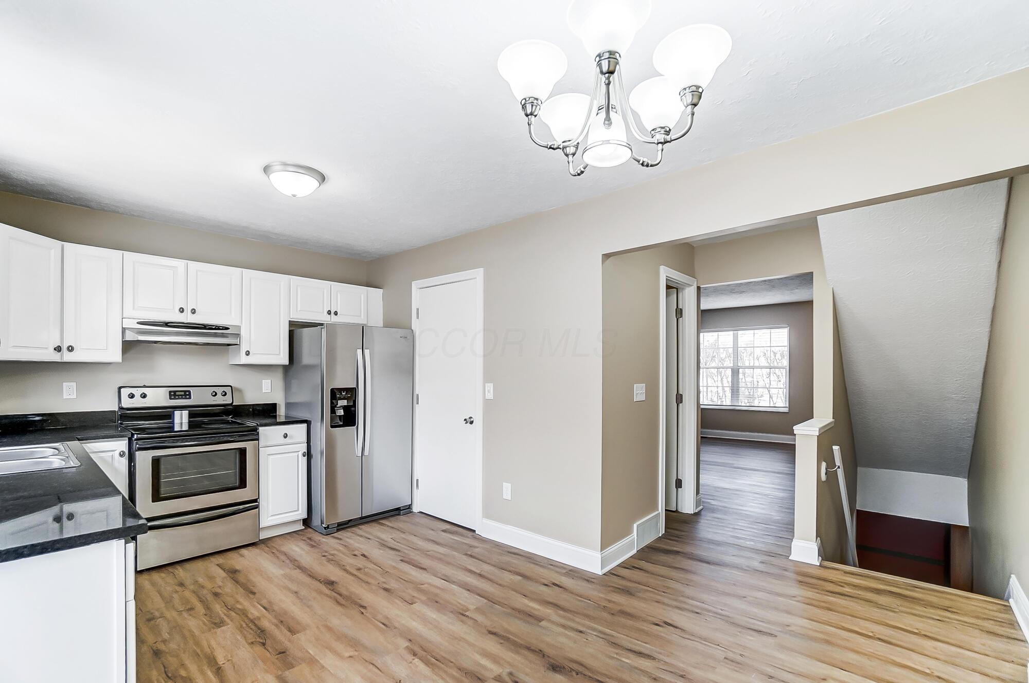 7909 Thornfield Lane, 41
