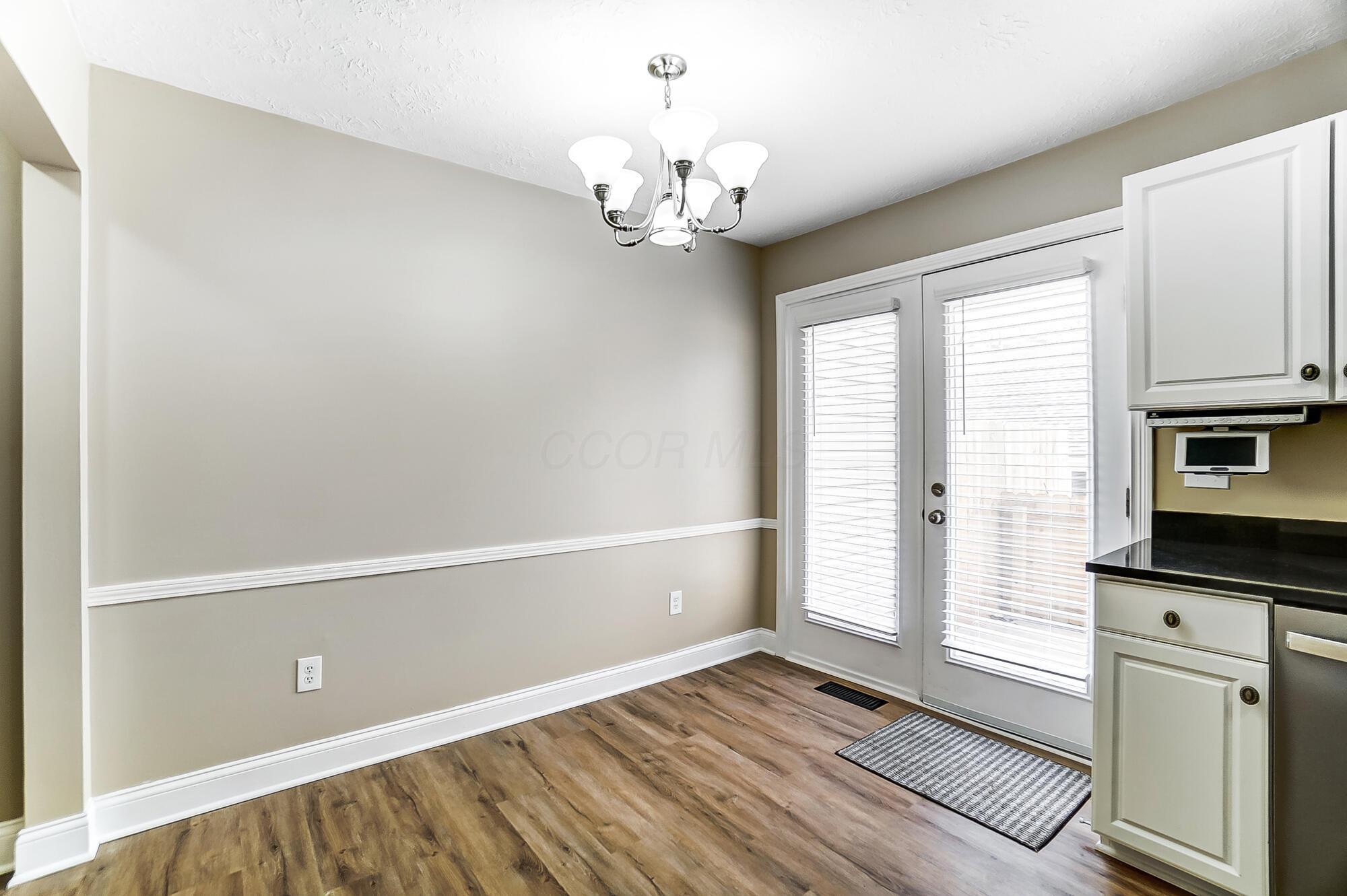 7909 Thornfield Lane, 41