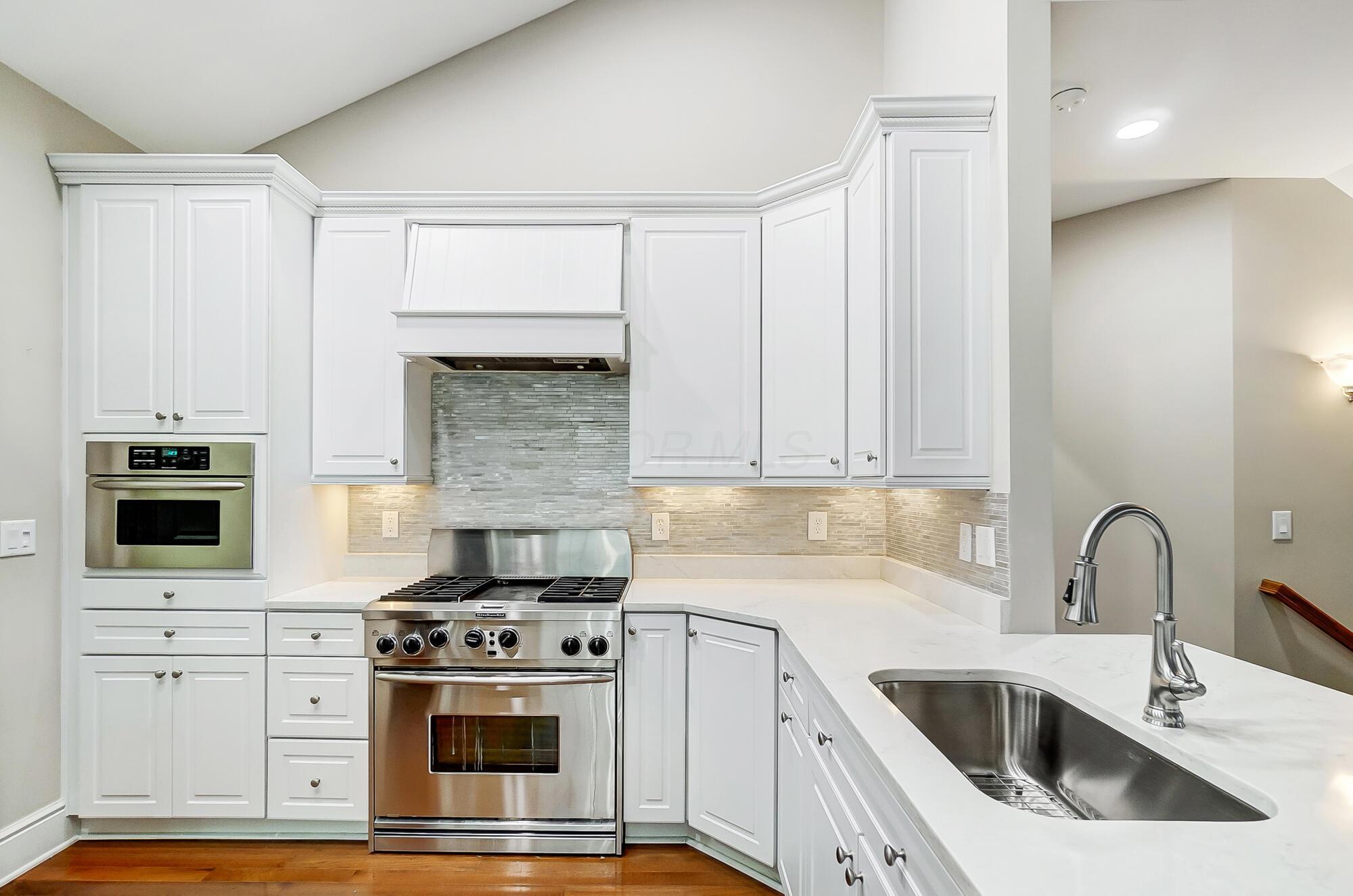 6009 Kenzie Lane, 65