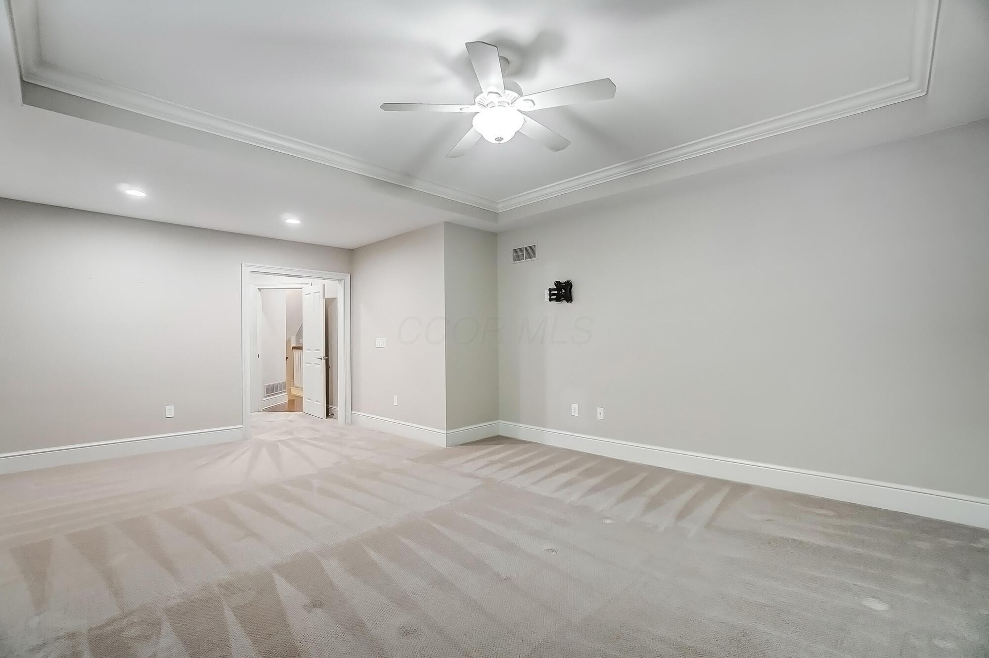 6009 Kenzie Lane, 65
