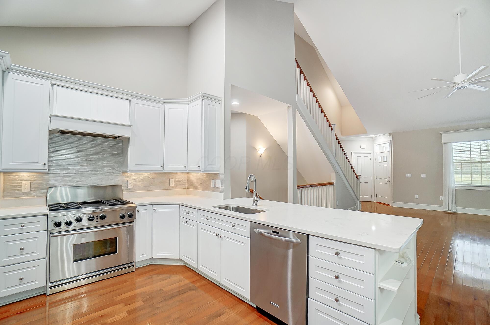 6009 Kenzie Lane, 65