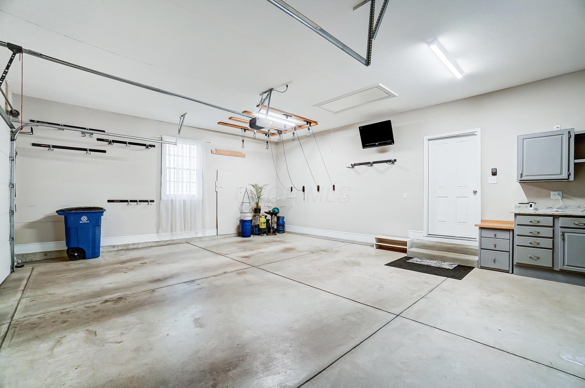 6009 Kenzie Lane, 65