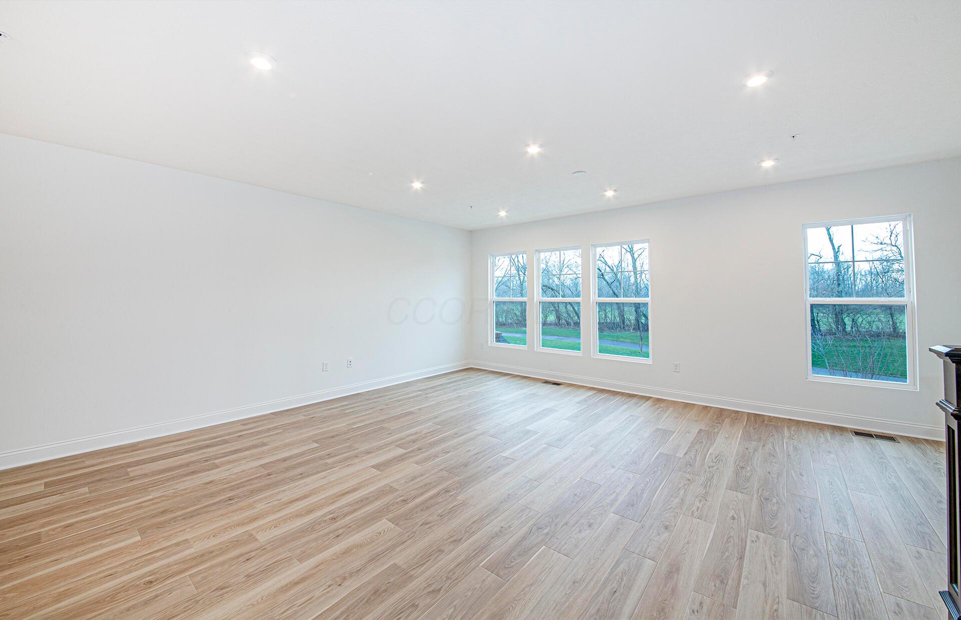 343 Hockberry Avenue, Lot 2003