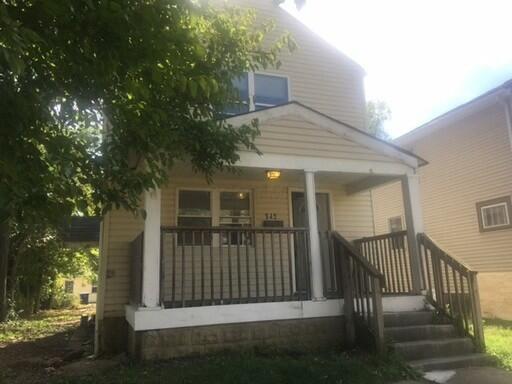 945 E 15th Avenue