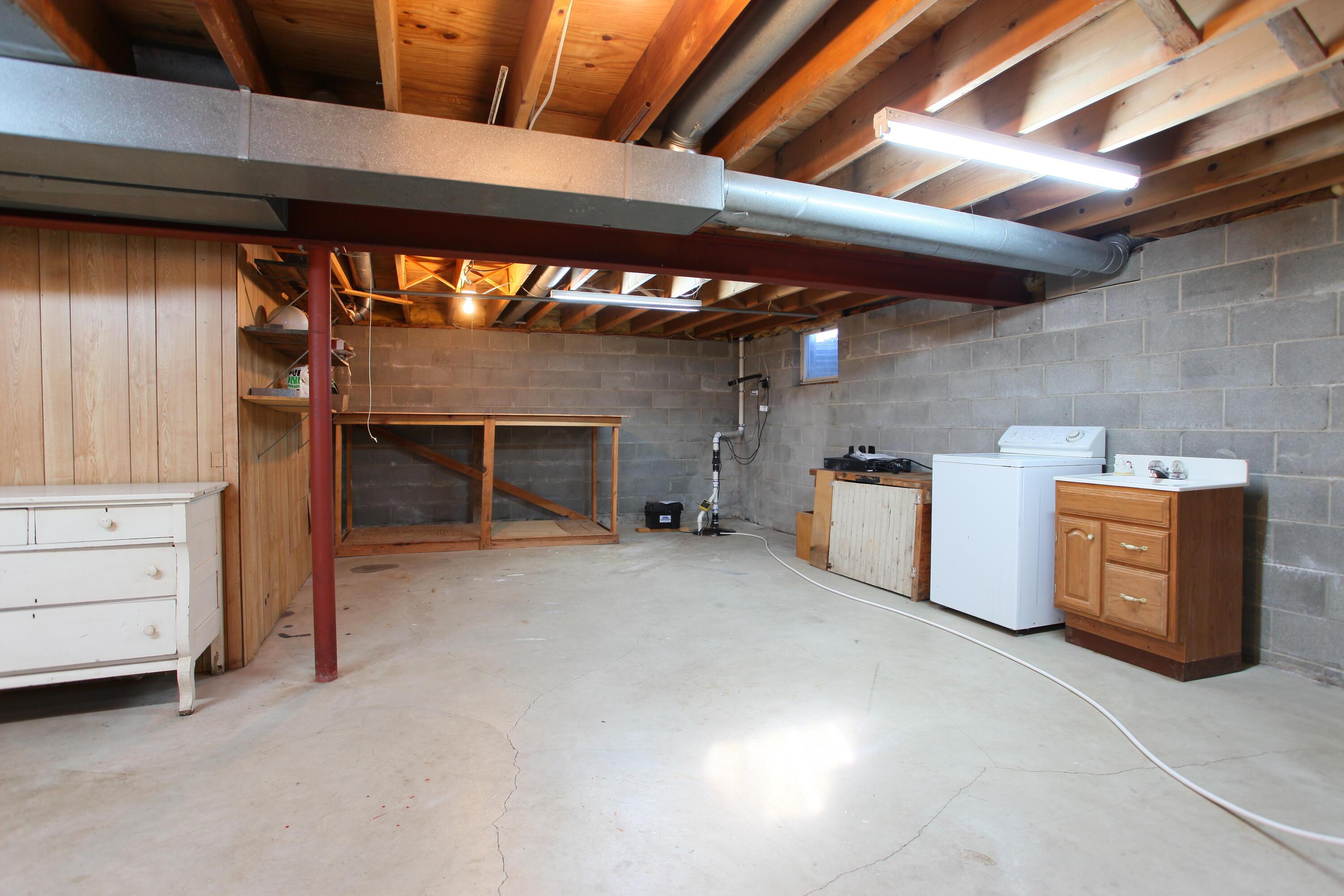 170 Orangewick Drive N